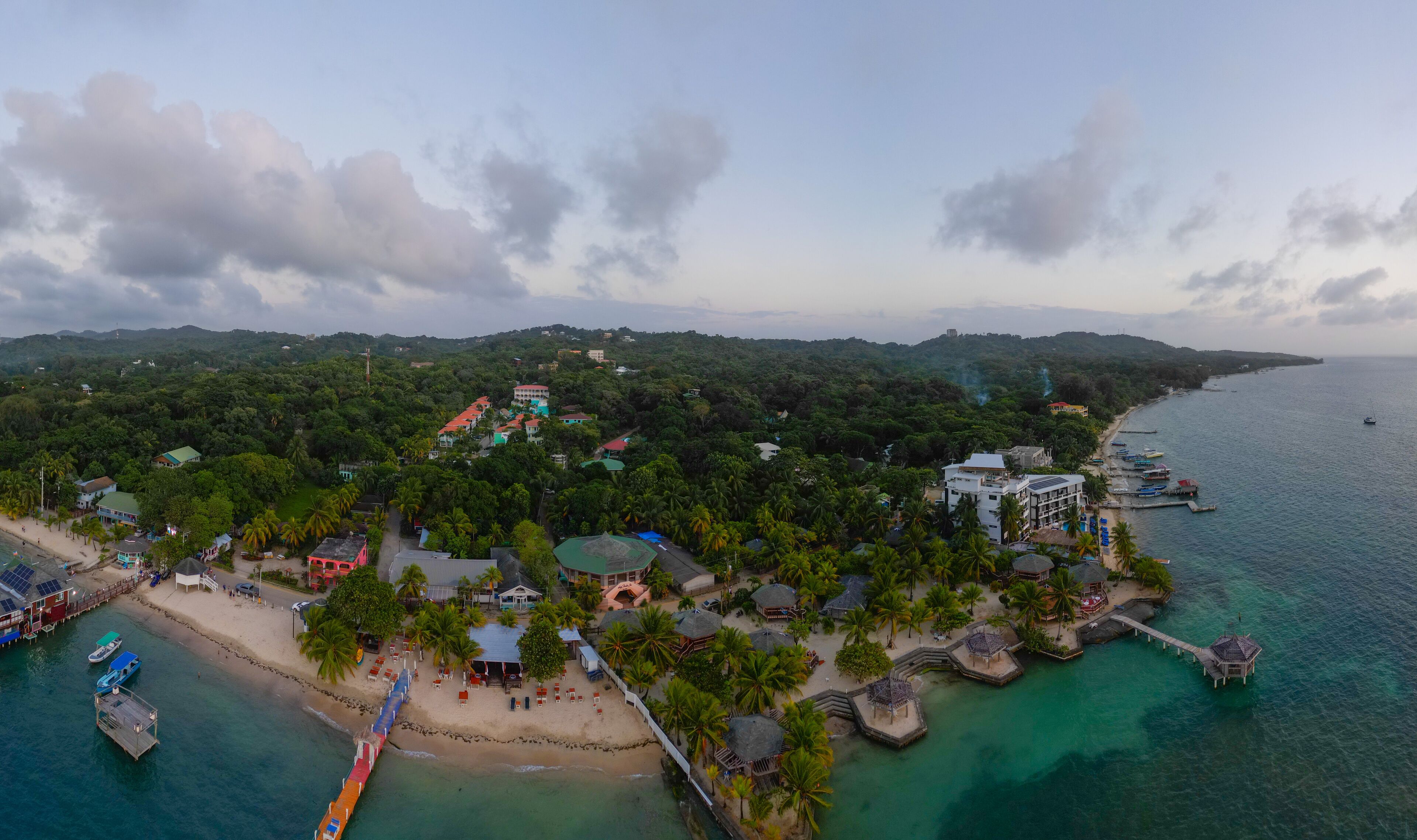 Brisas del Mar Beach Dive Resort
