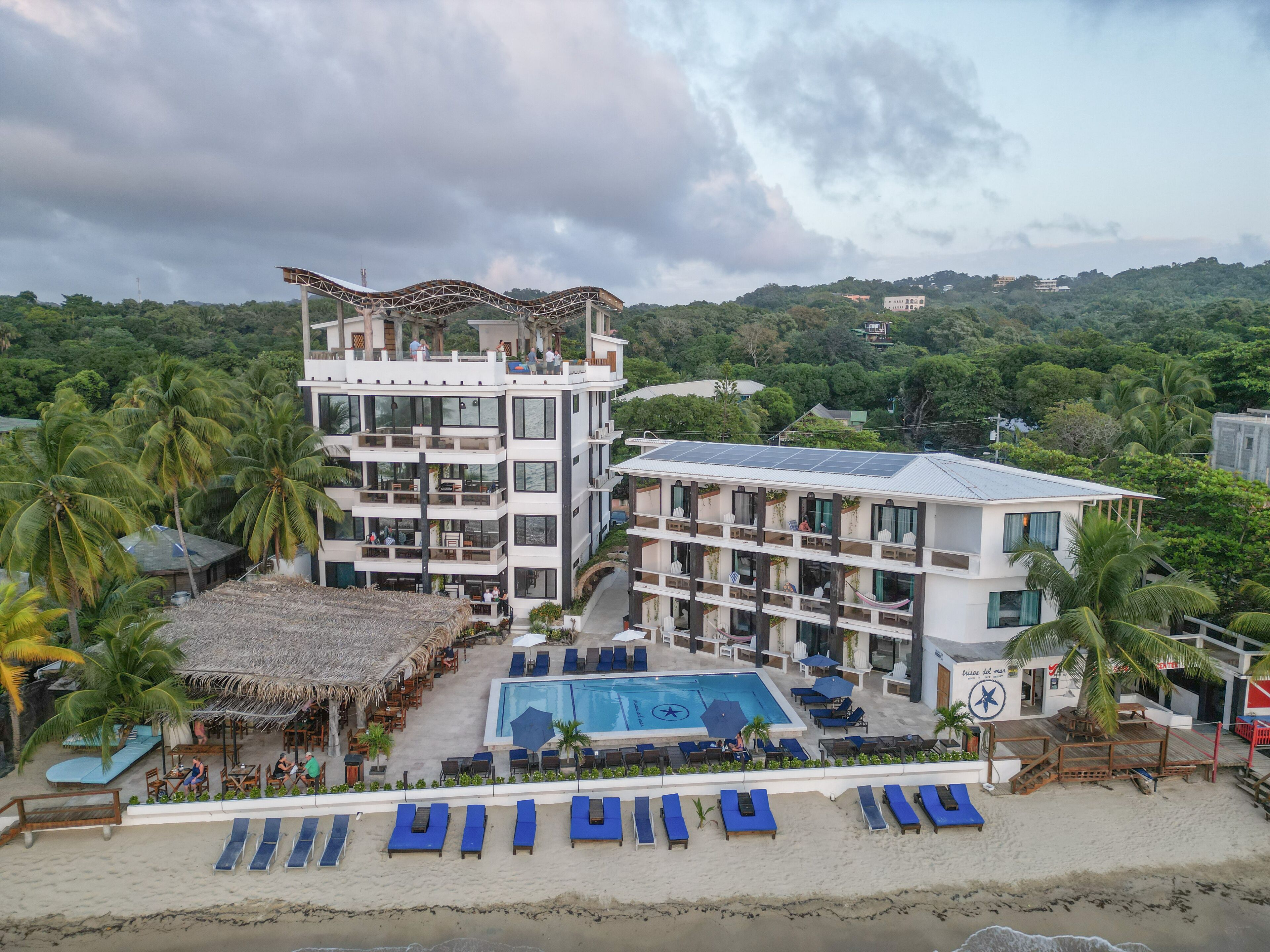 Brisas del Mar Beach Dive Resort