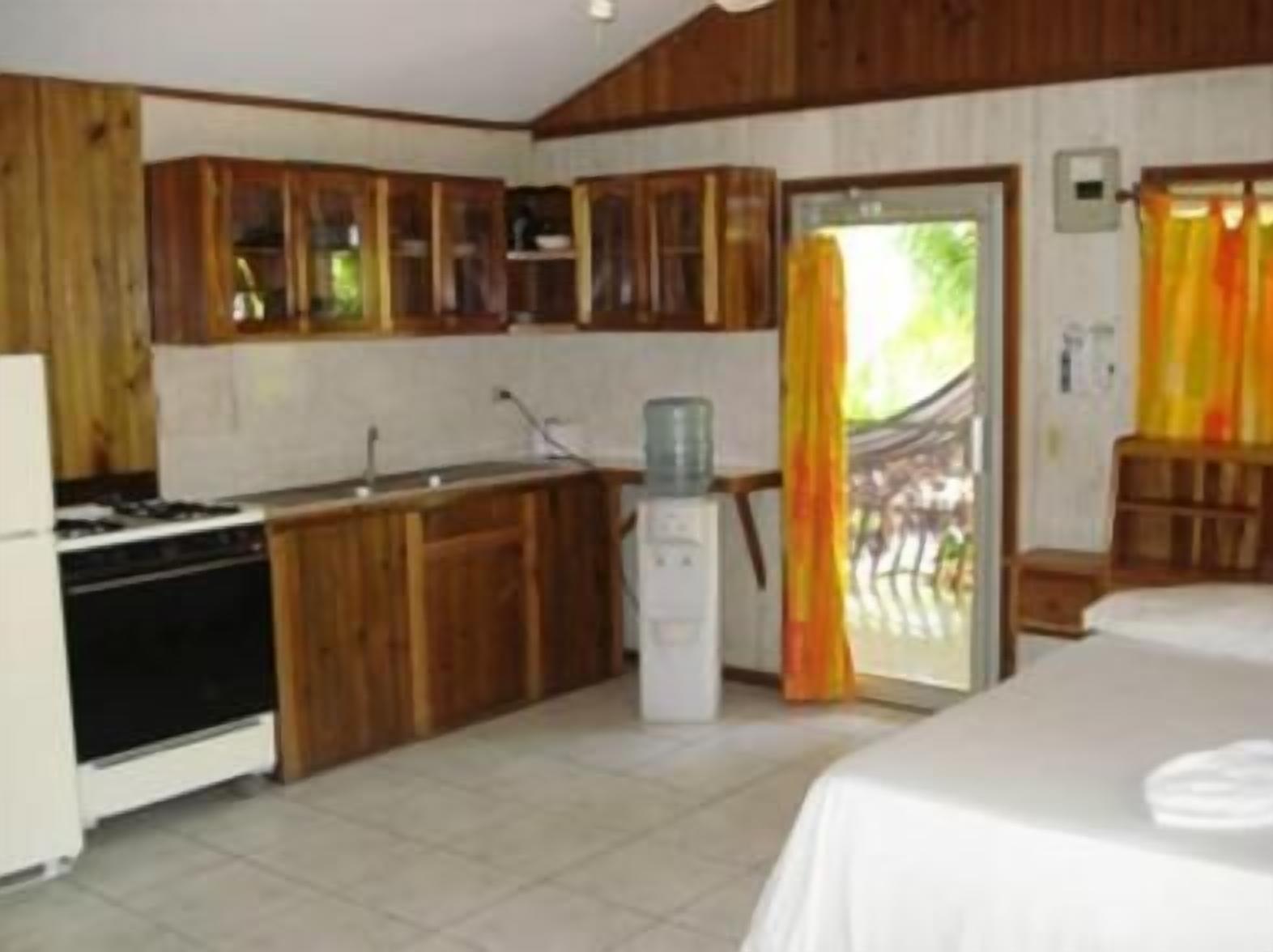 Coconut Tree Cabins West End
