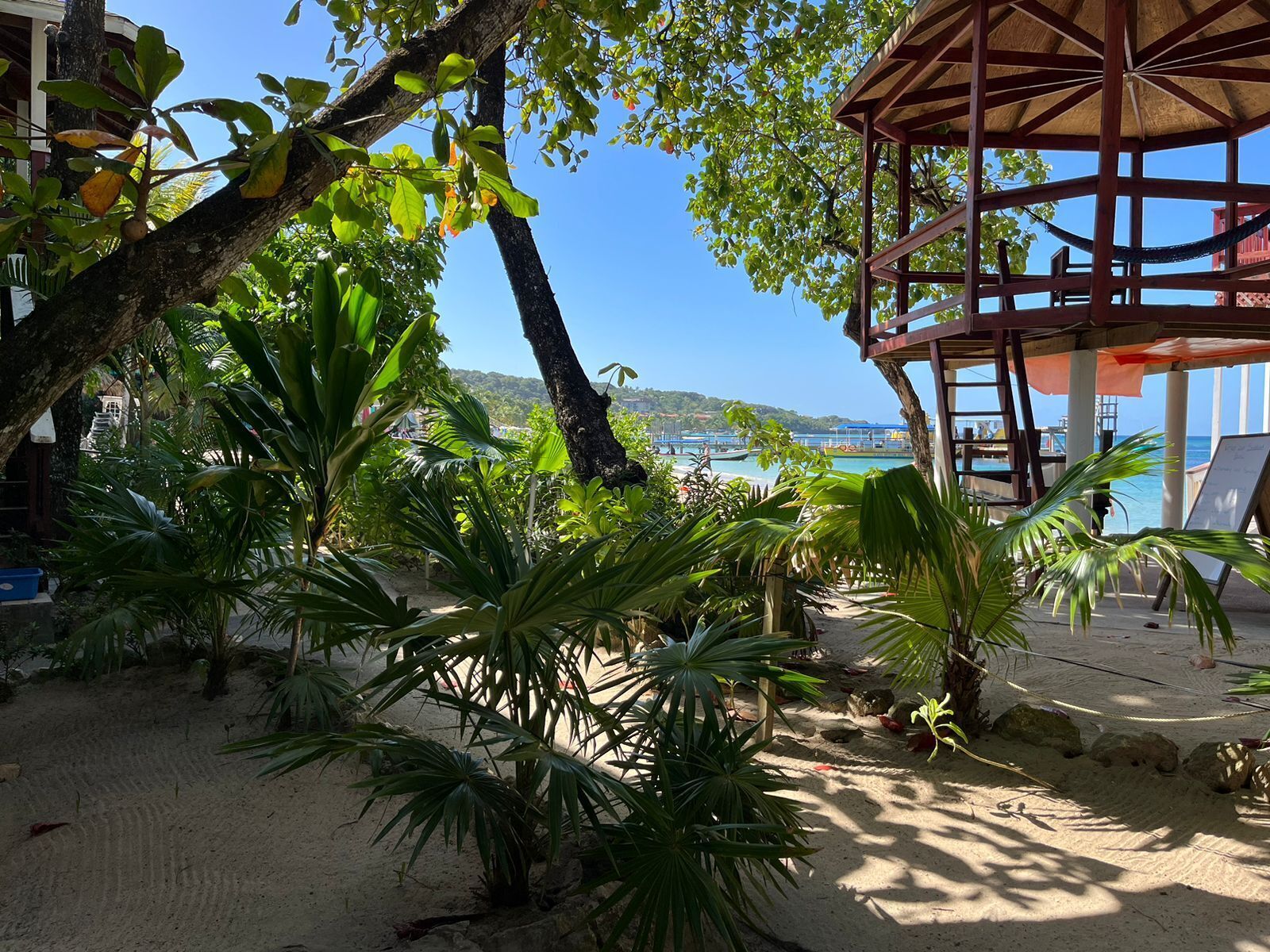 Fosters West Bay Resort