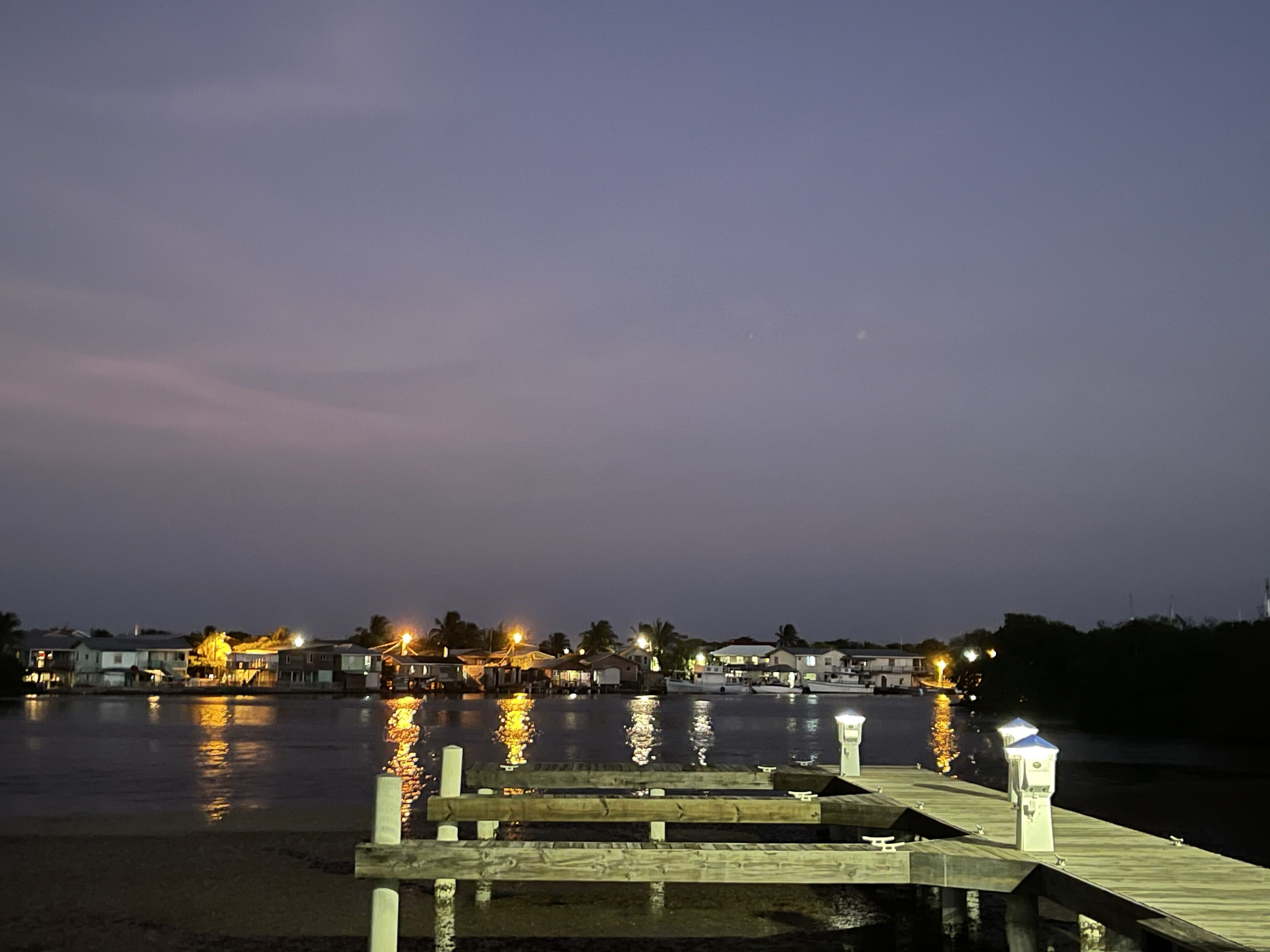 Hotel Roatan Dive and Yacht Club