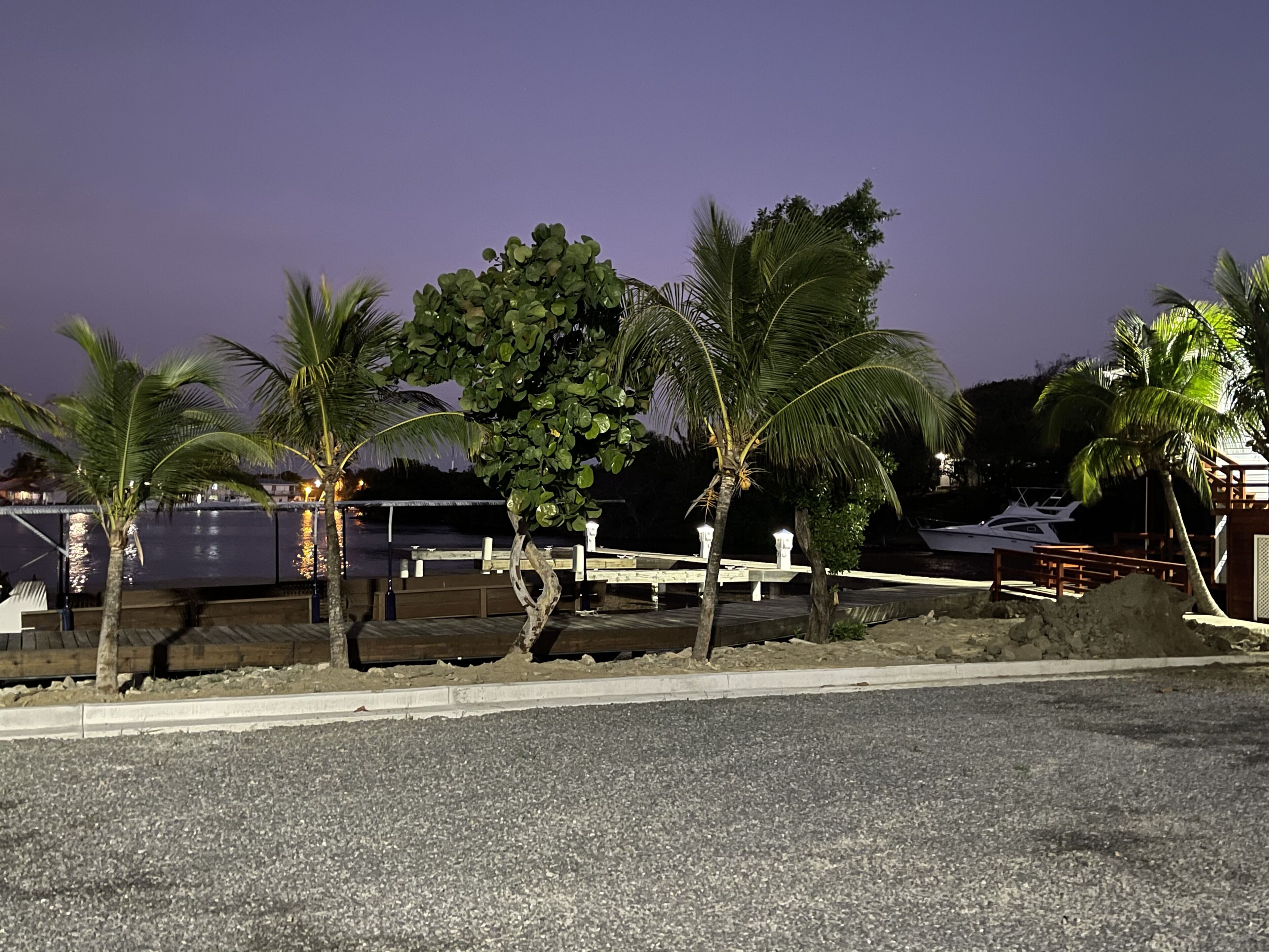 Hotel Roatan Dive and Yacht Club