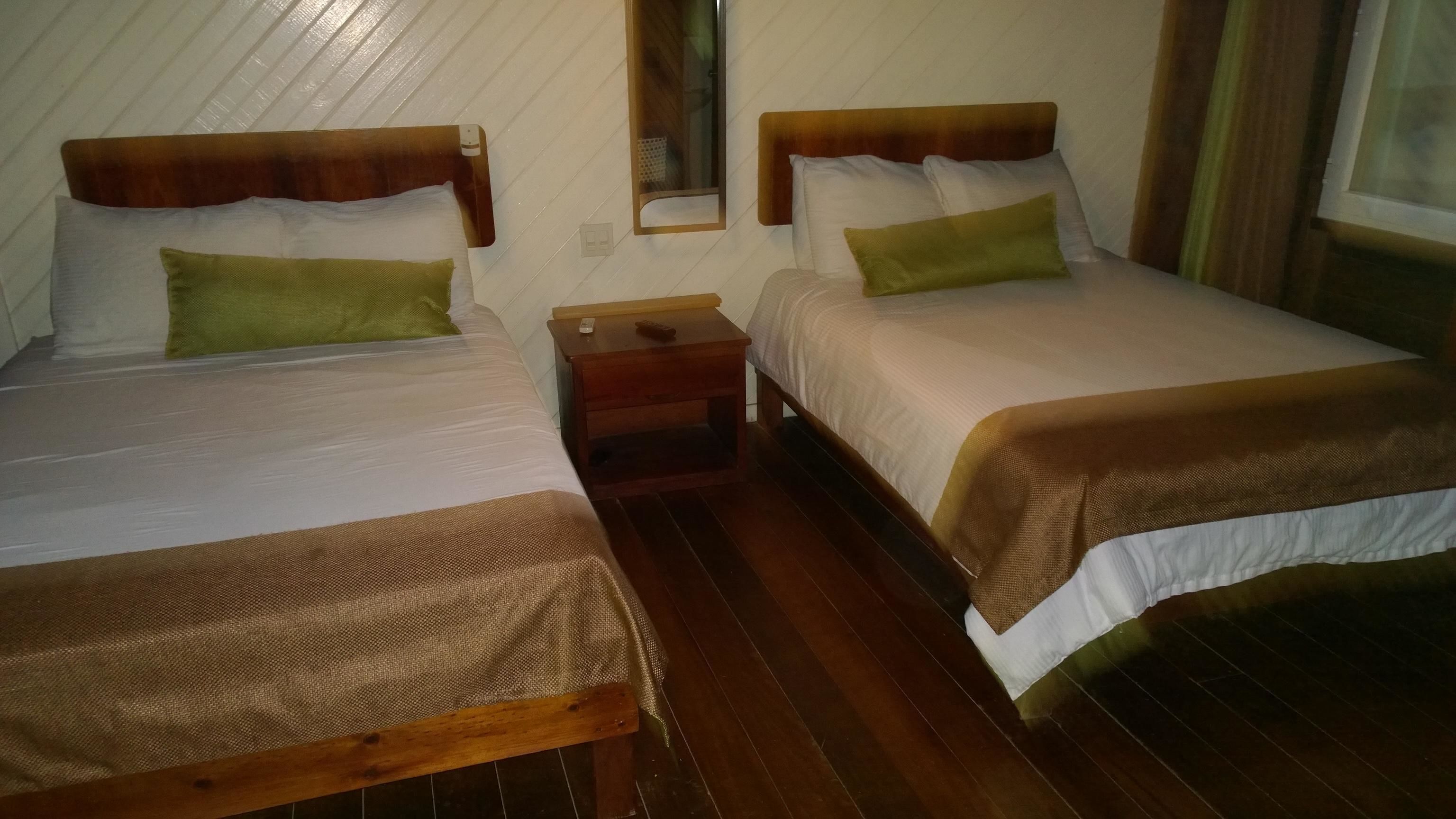 Hotel Roatan Dive and Yacht Club