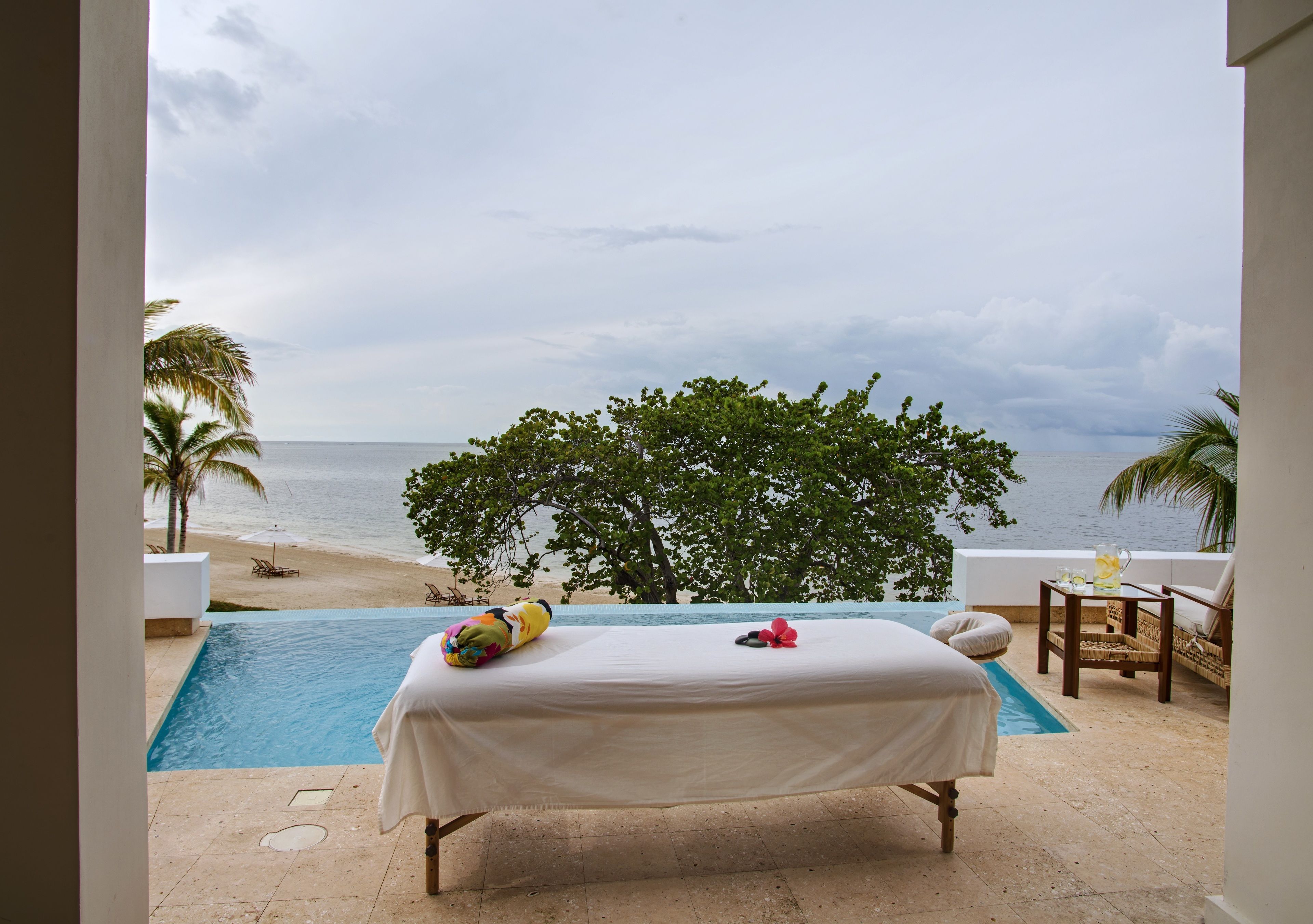 Las Verandas Hotel & Villas