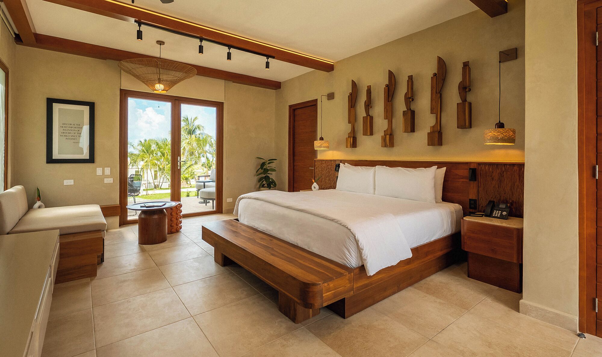 Las Verandas Hotel & Villas