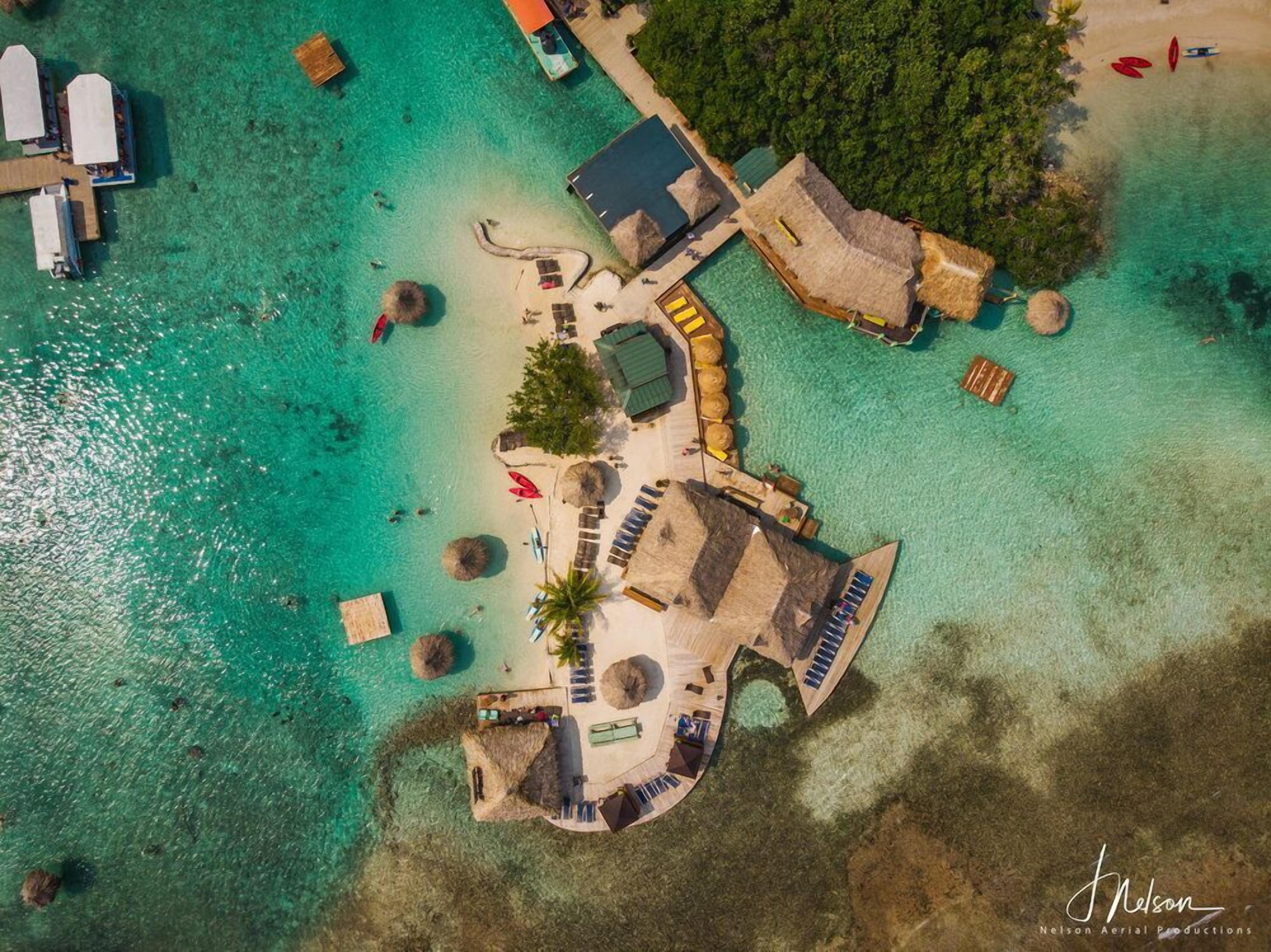 Las Verandas Hotel & Villas