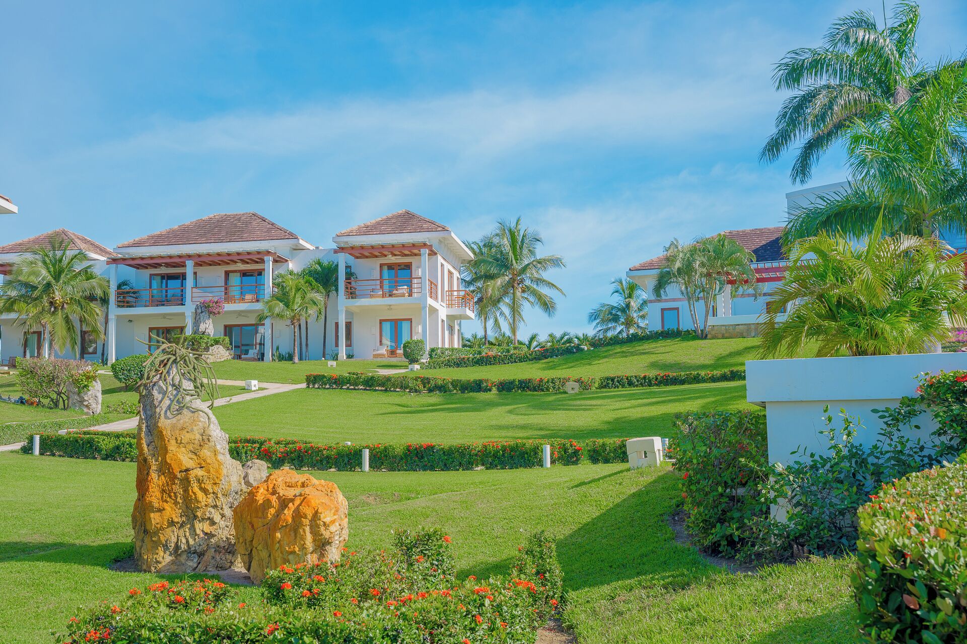 Las Verandas Hotel & Villas
