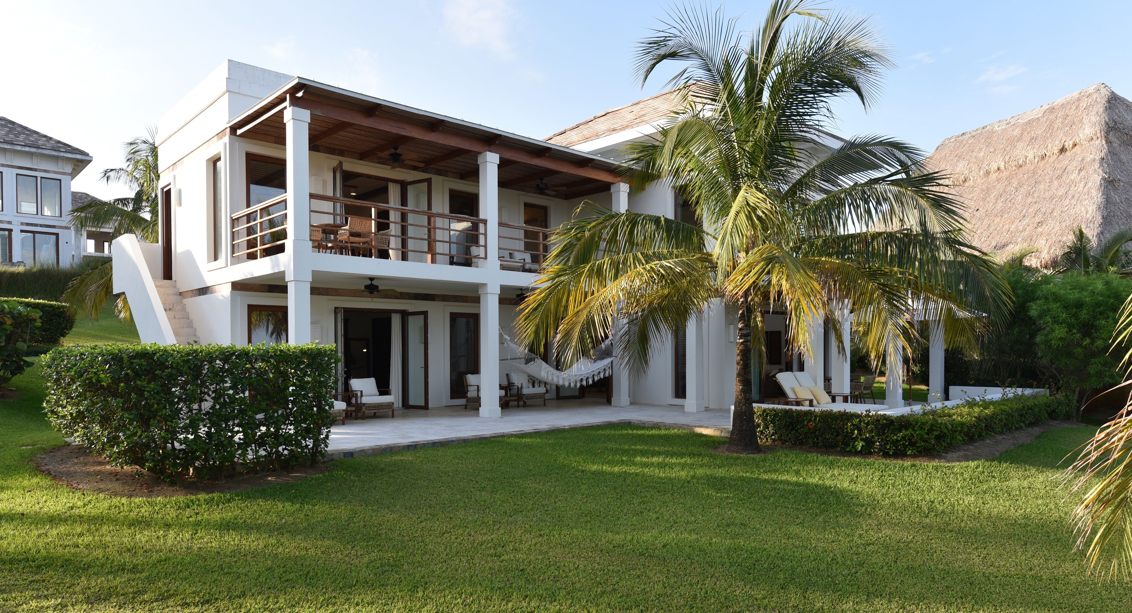 Las Verandas Hotel & Villas