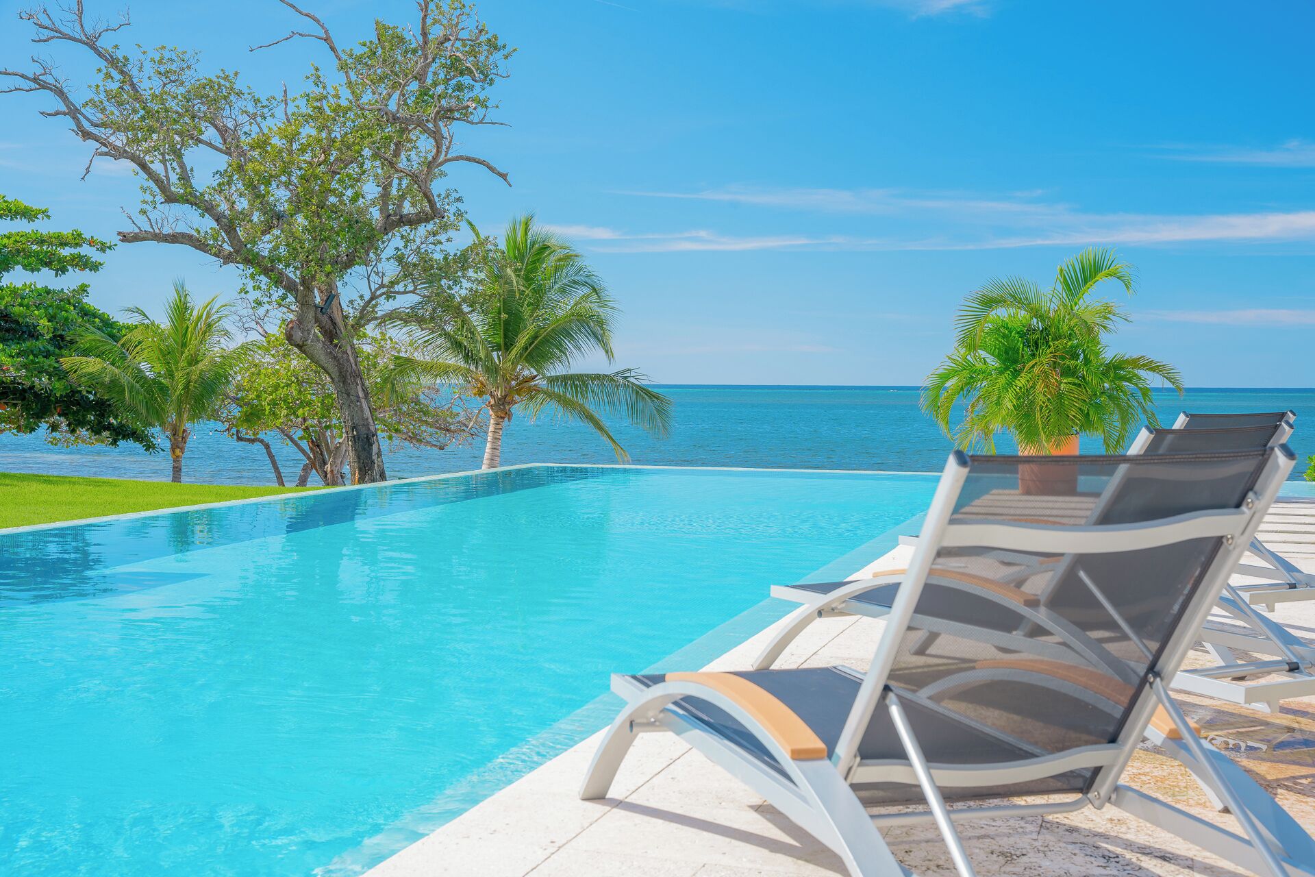 Las Verandas Hotel & Villas