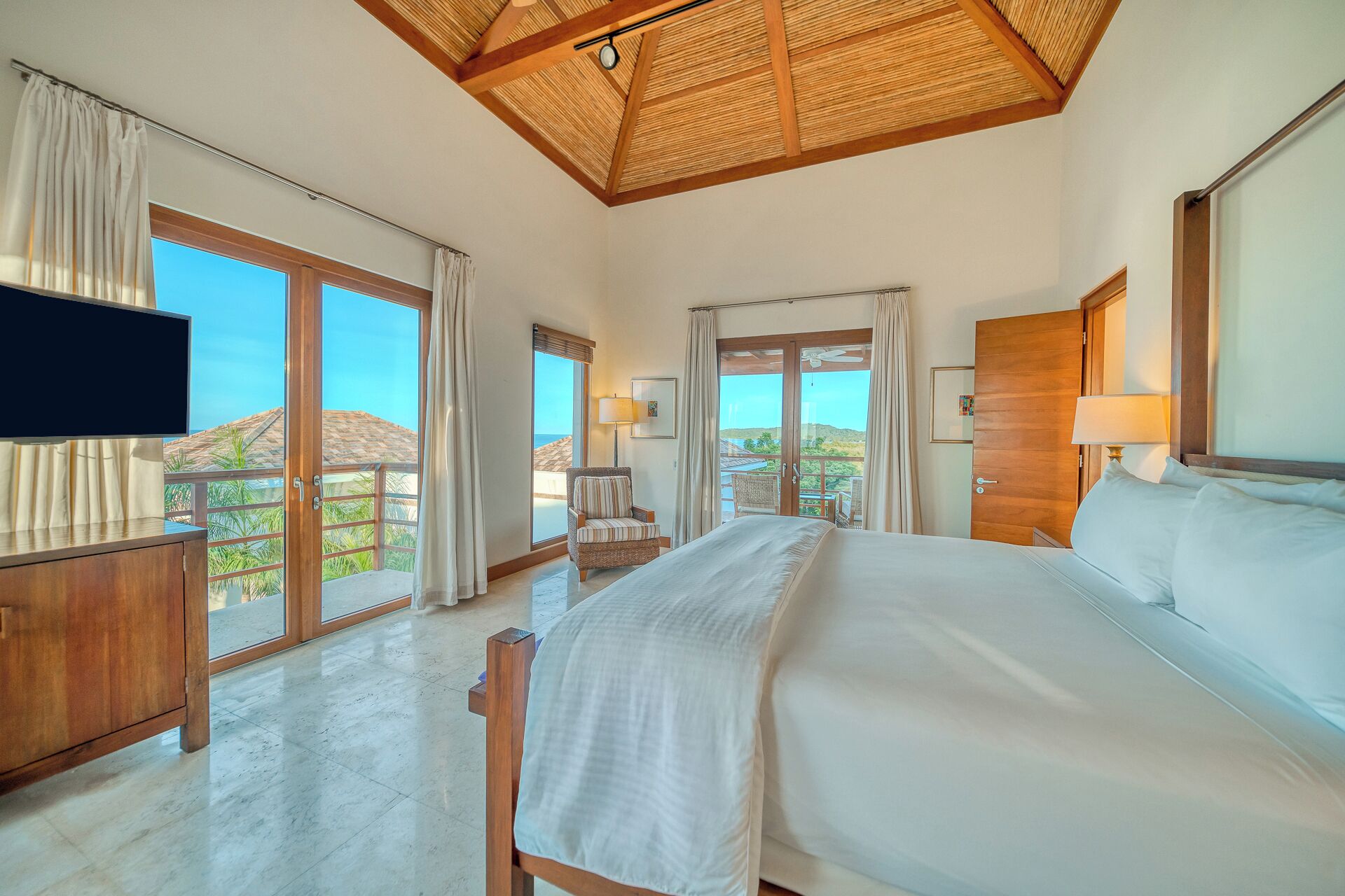 Las Verandas Hotel & Villas