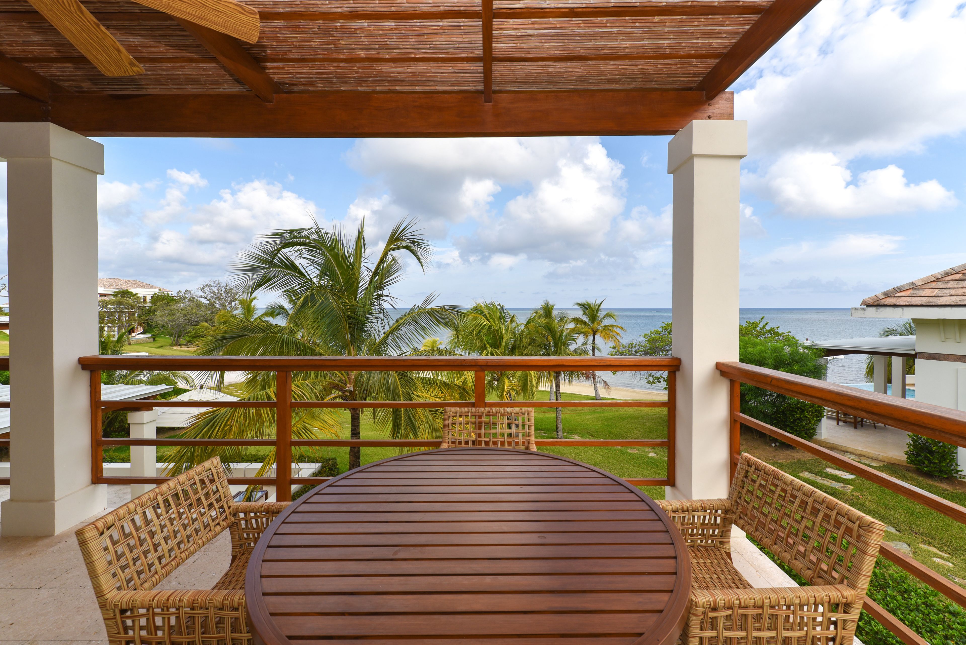 Las Verandas Hotel & Villas