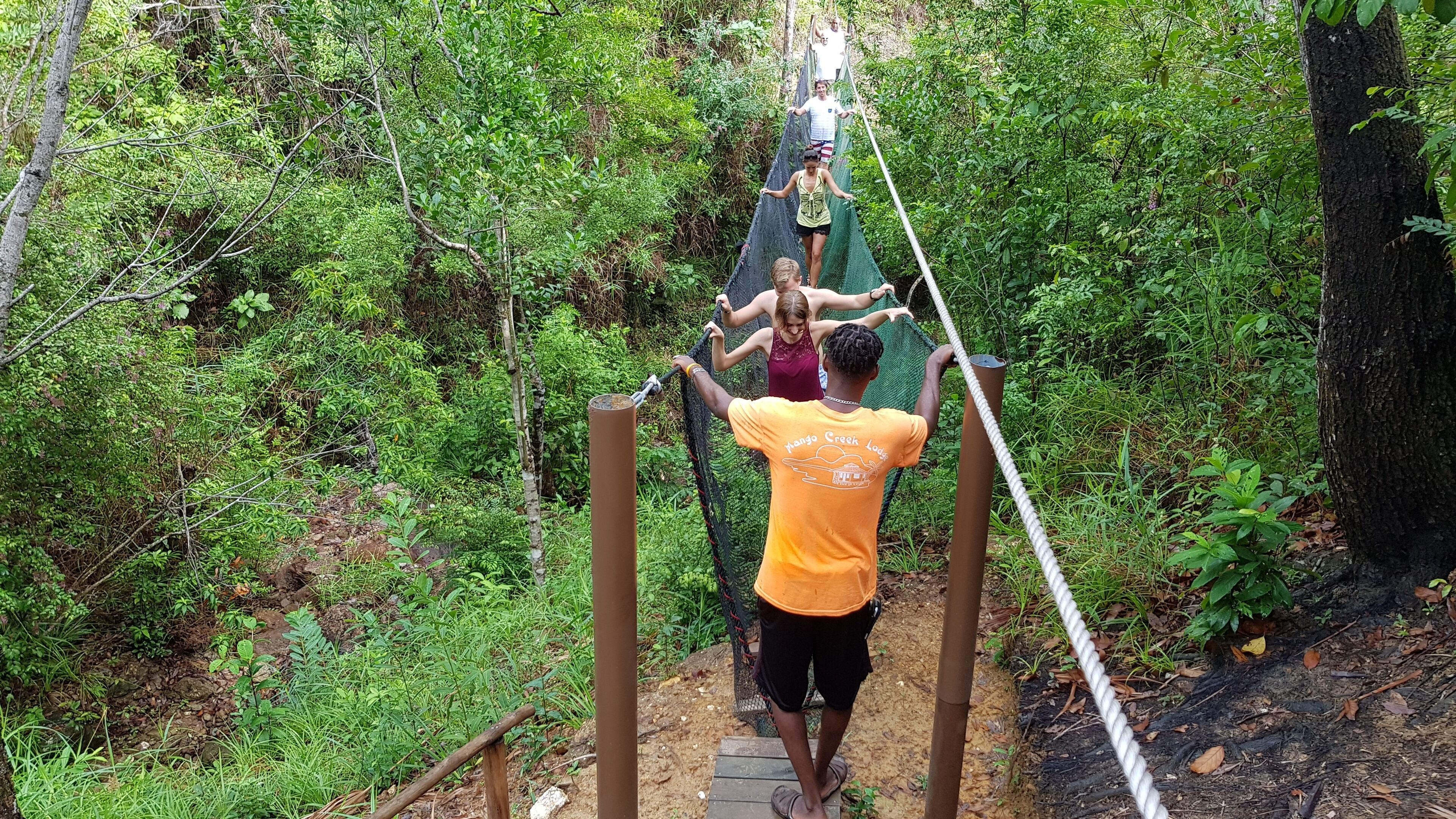 Mango Creek Lodge