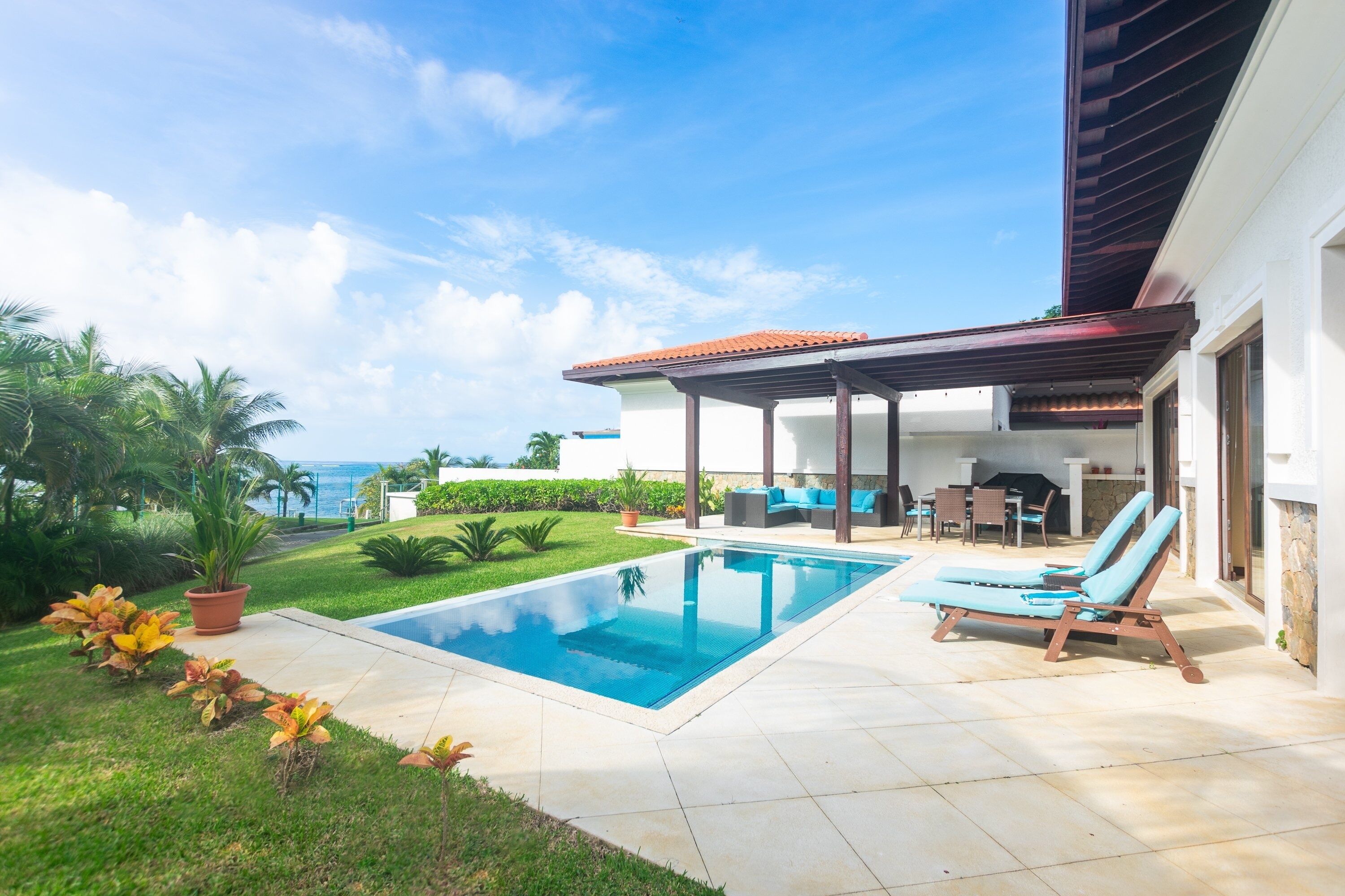 Pristine Bay Beach Villa