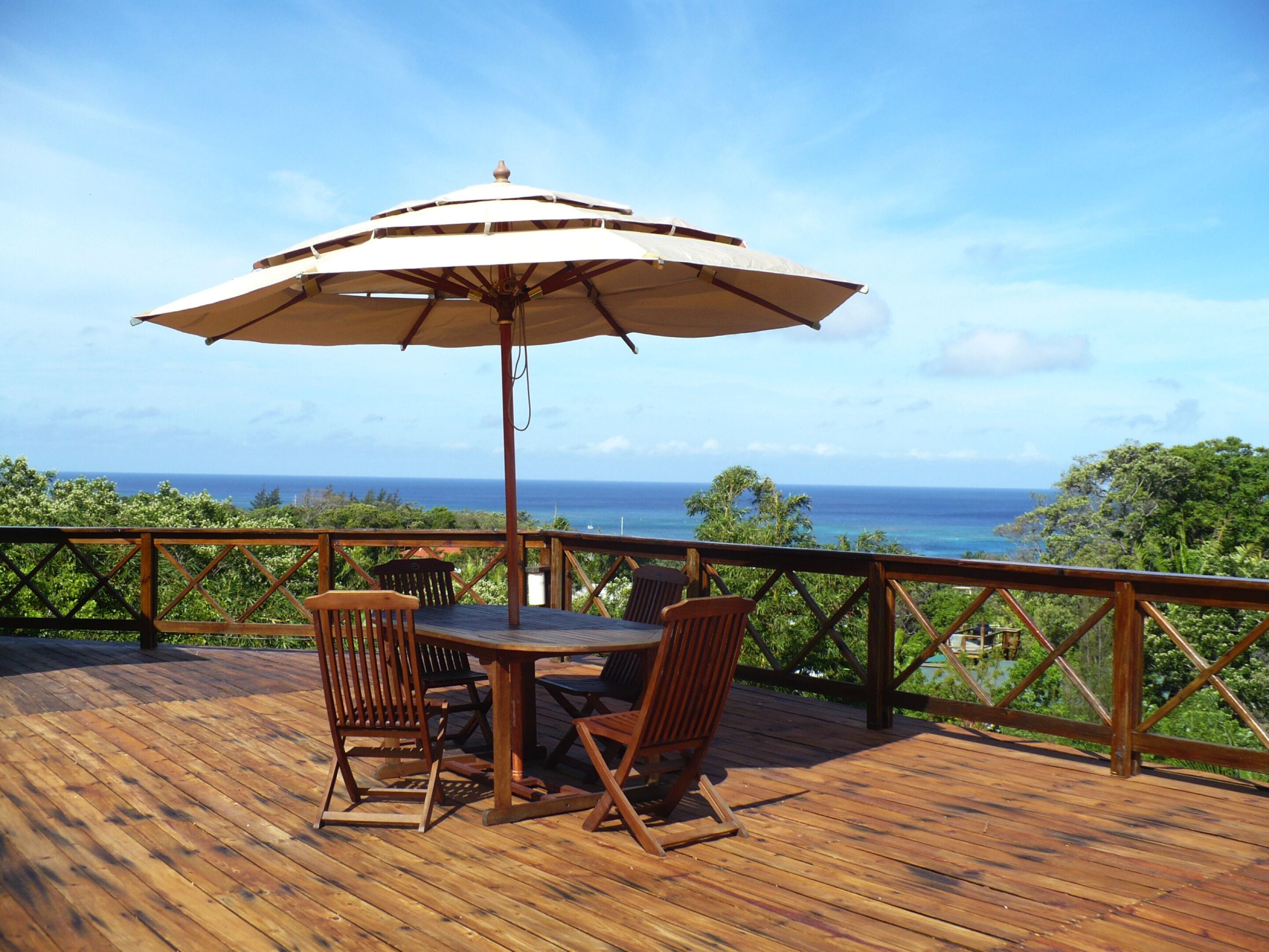 Roatan Bed & Breakfast Apartments