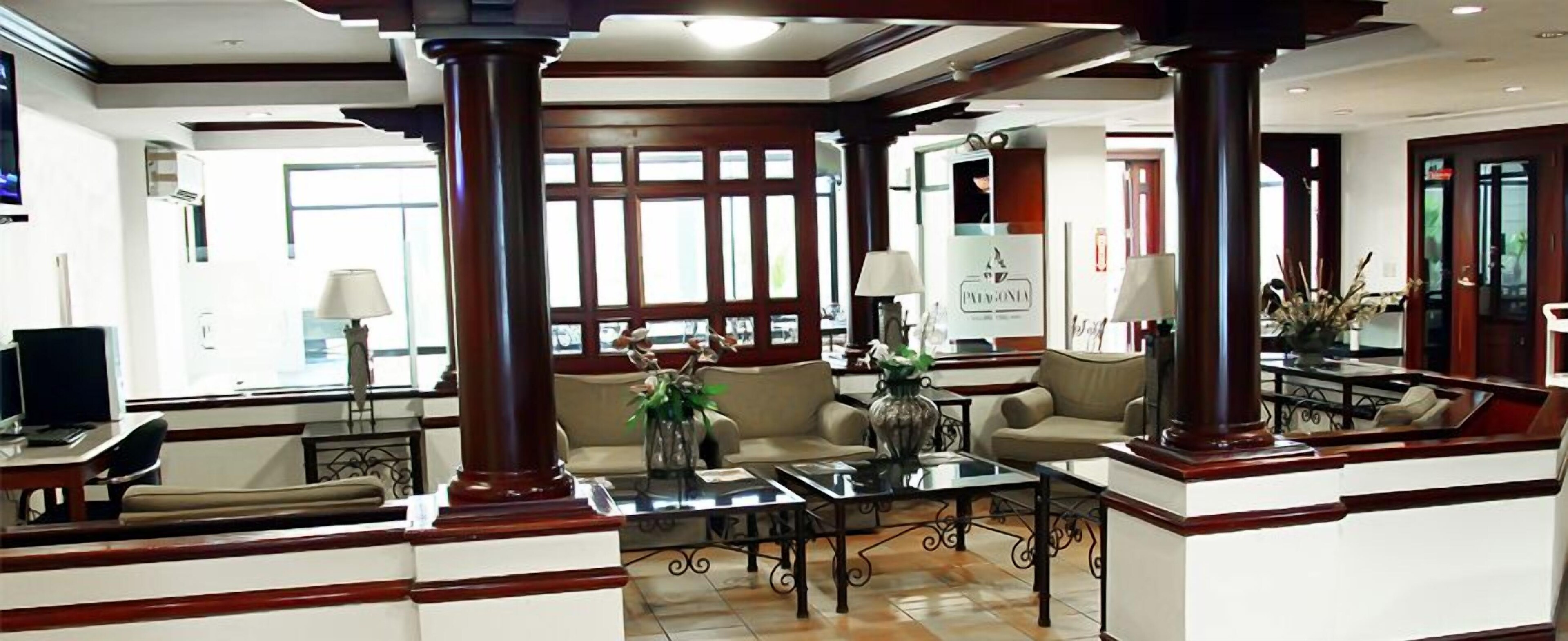 Hotel & Suites El Picacho