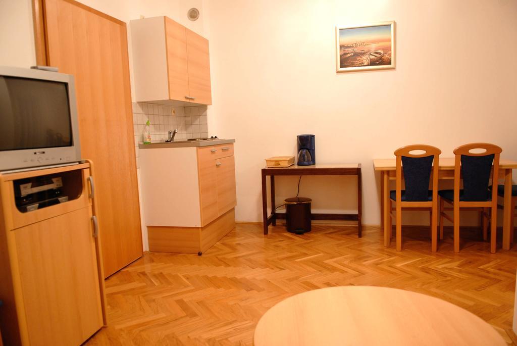 Apartments Petricevic