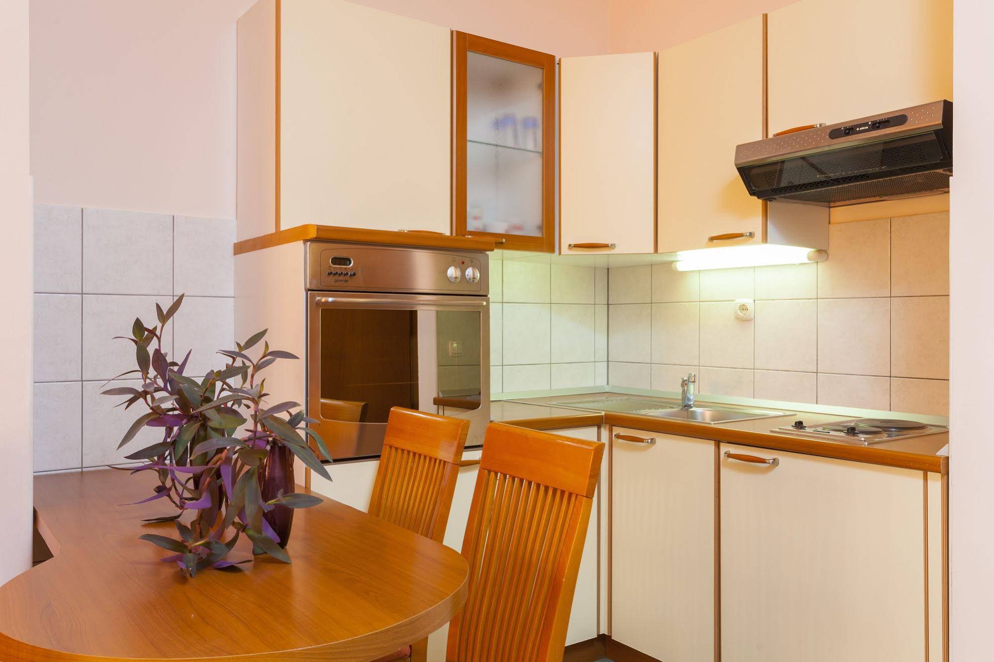 Aparthotel Milenij