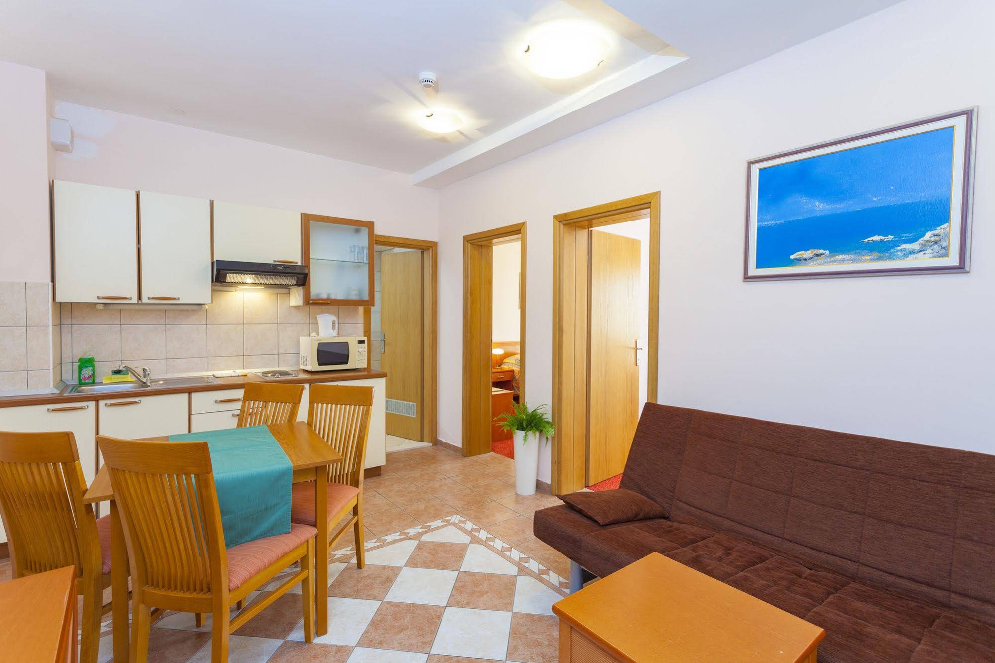 Aparthotel Milenij