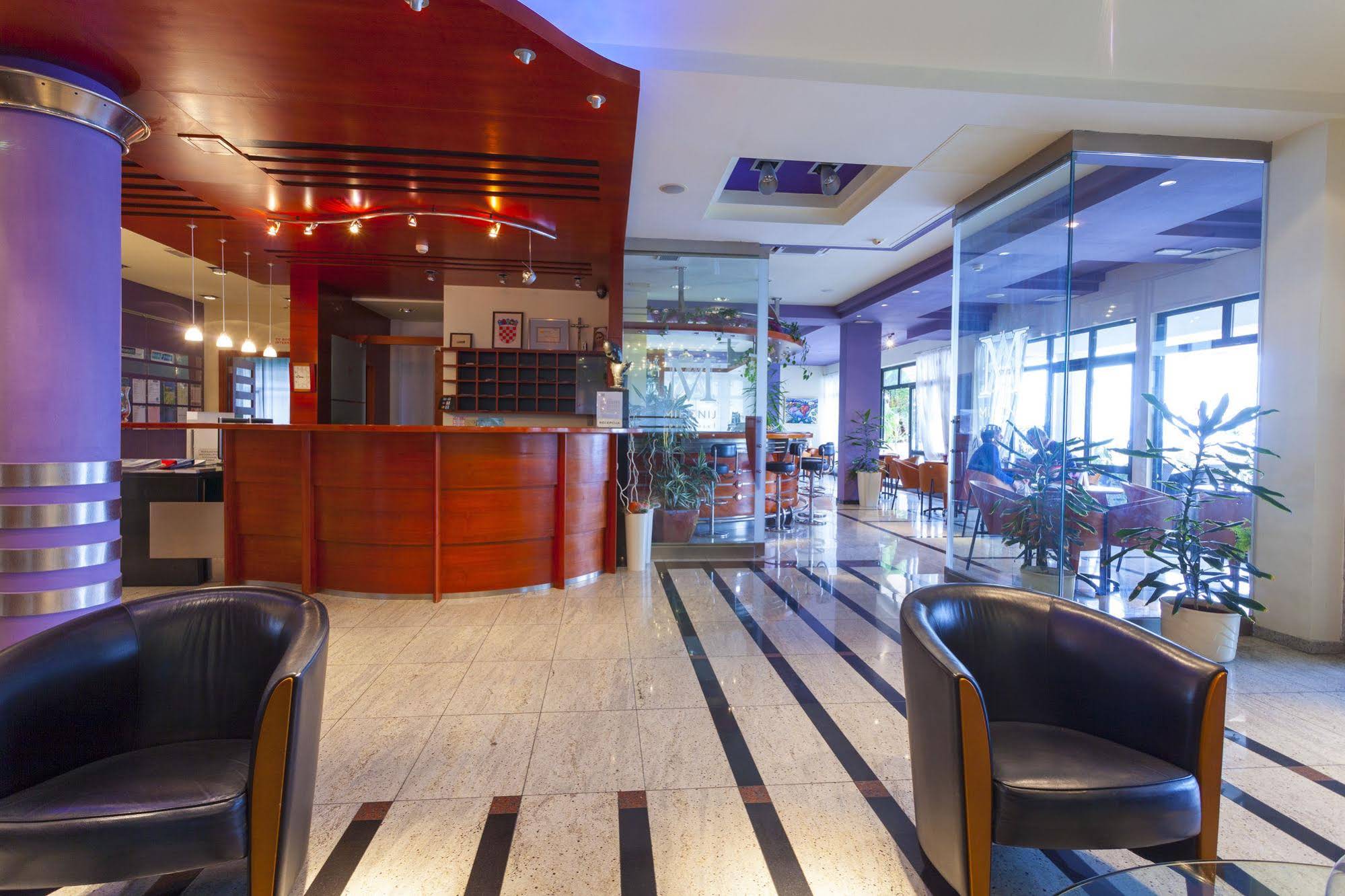 Aparthotel Milenij