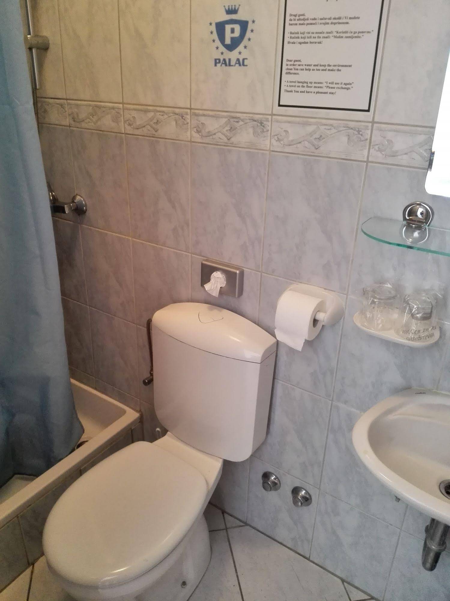 Aparthotel Palac