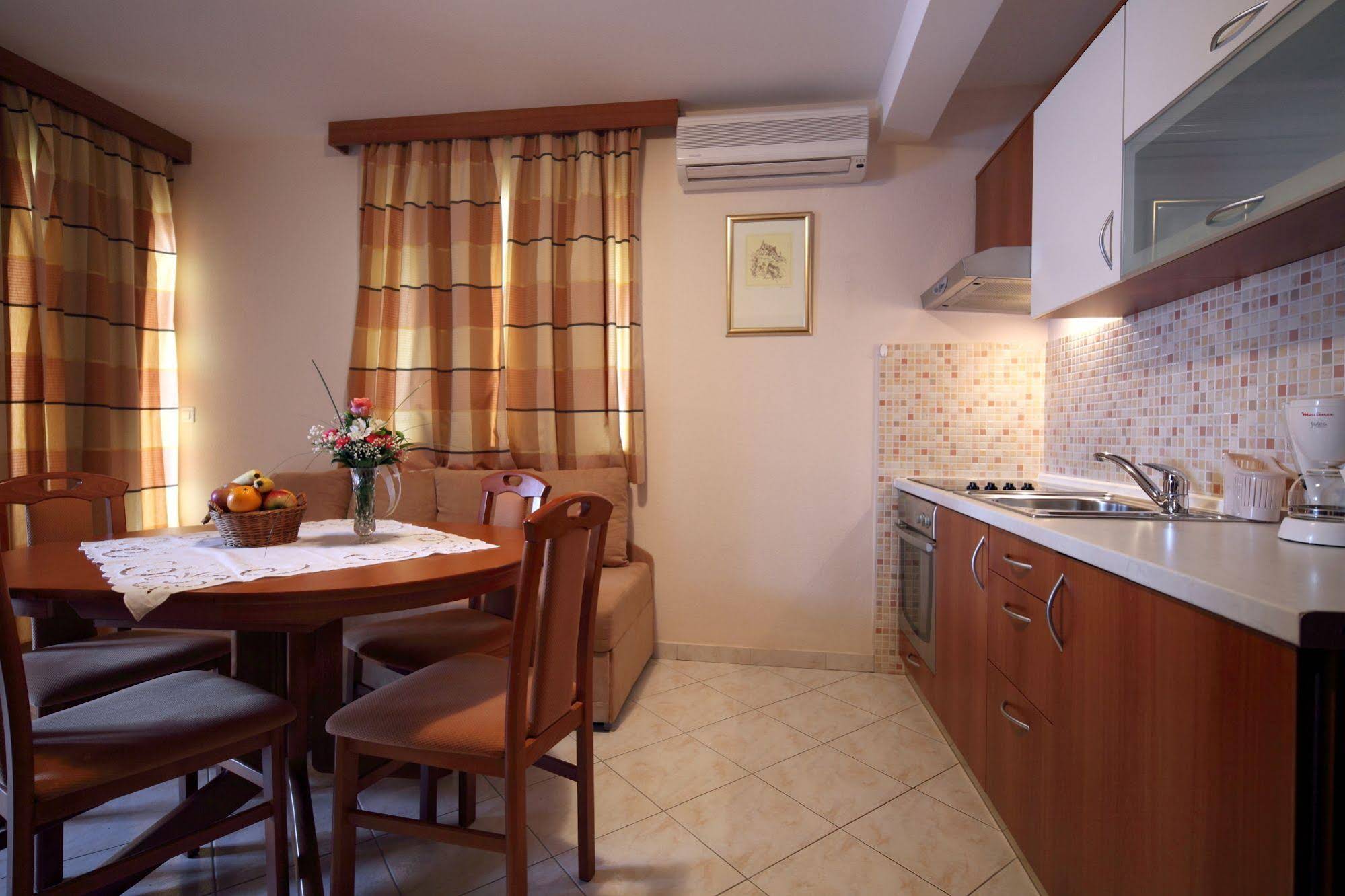 Apartments Ivana