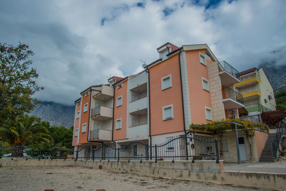 Apartments Nina