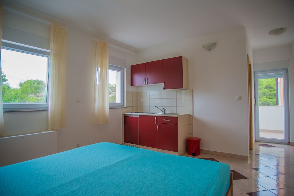 Apartments Nina