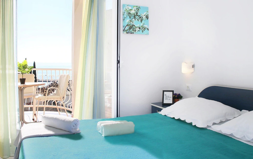 Apartments Topic Baska Voda