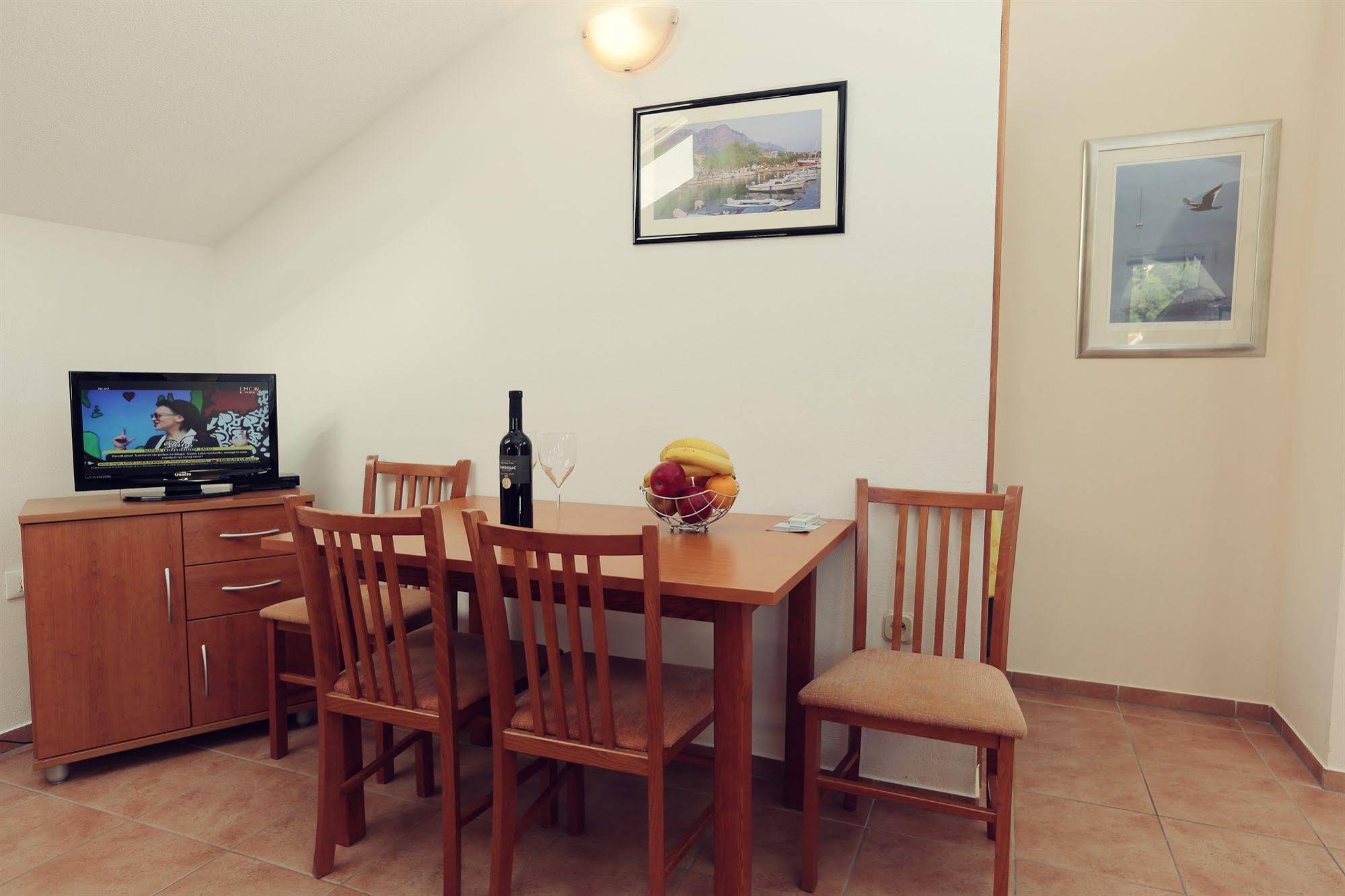Apartments Vila Adrijana