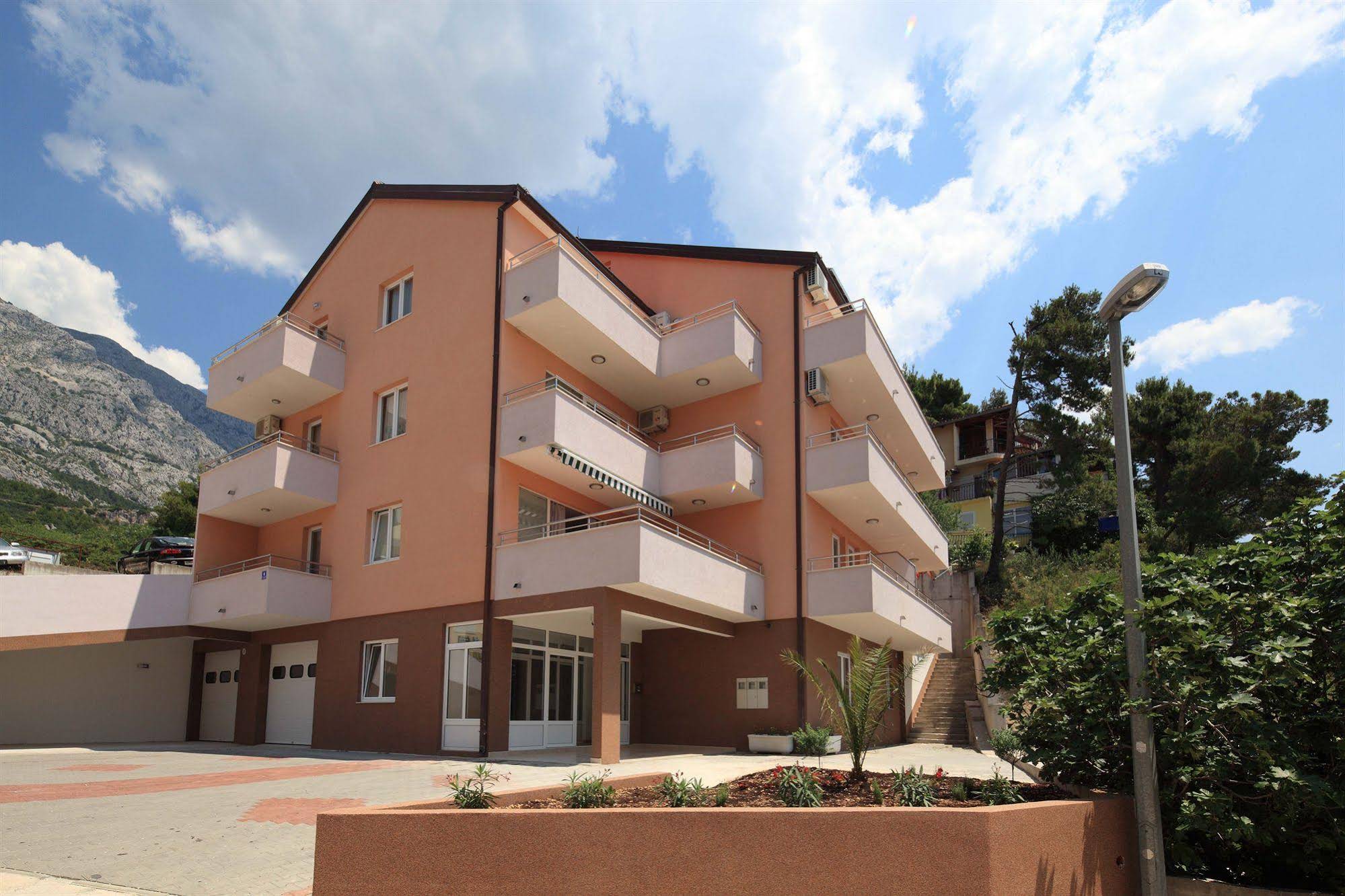 Apartments Vila Adrijana