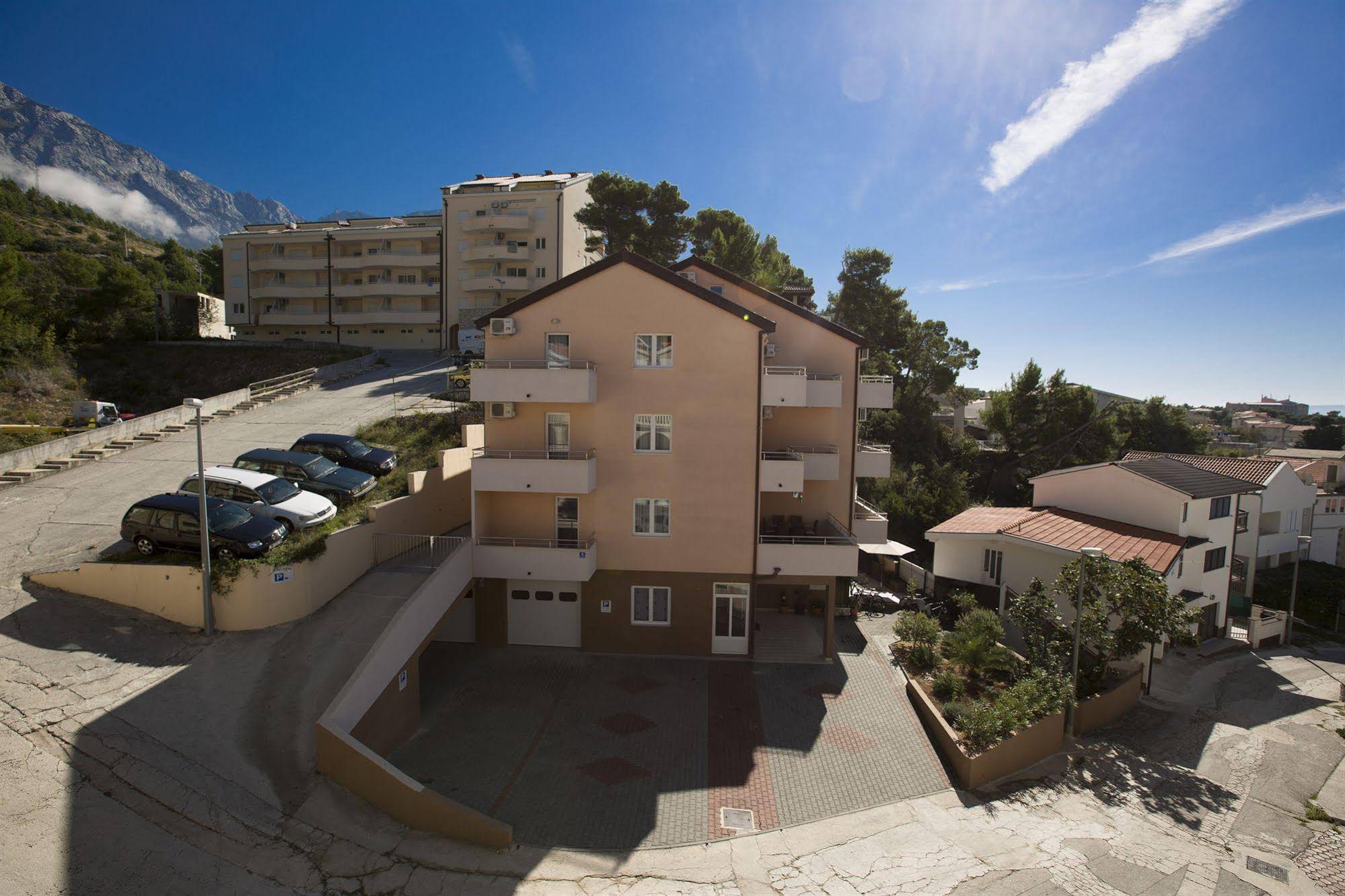 Apartments Vila Adrijana