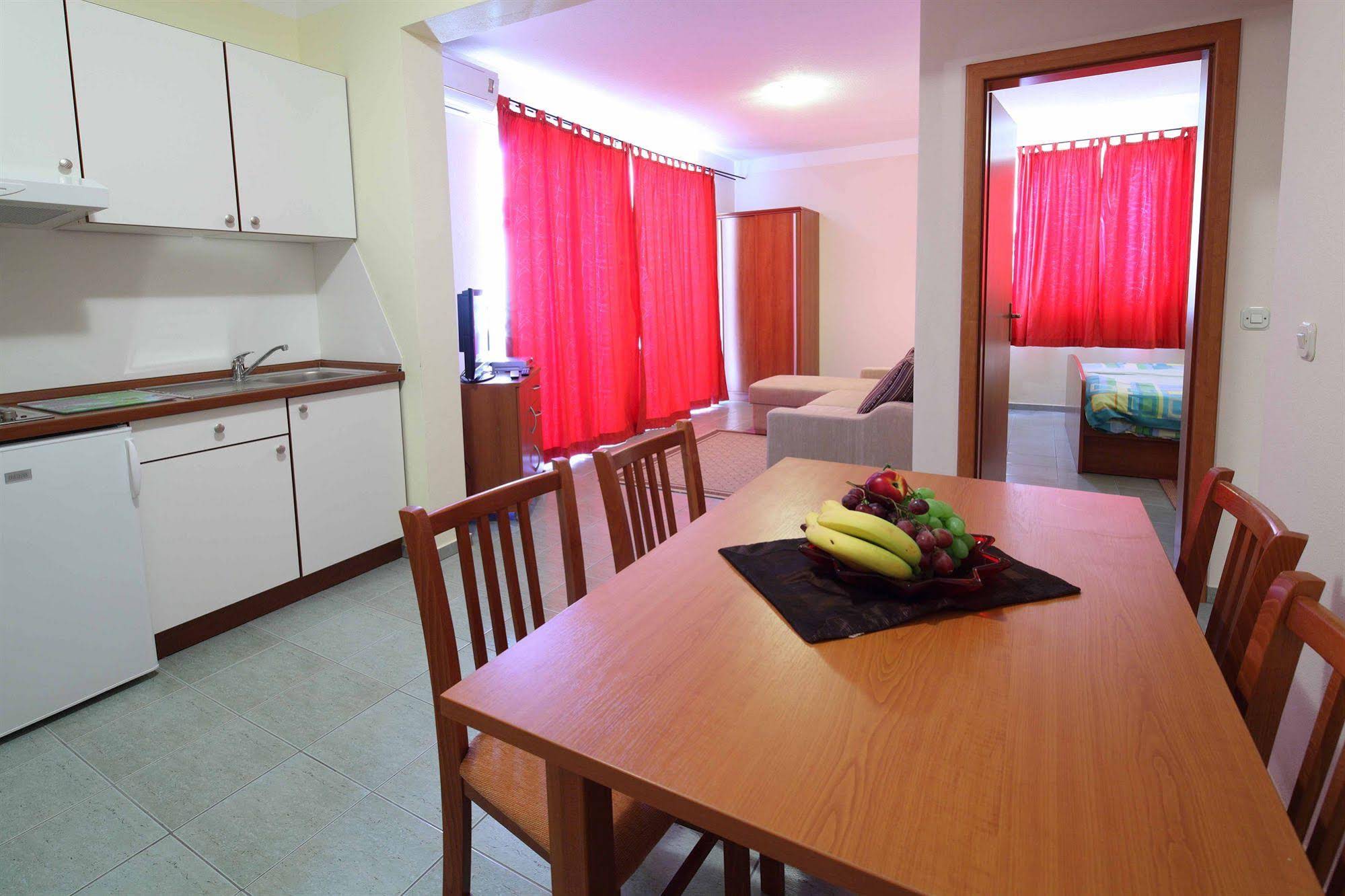 Apartments Vila Adrijana