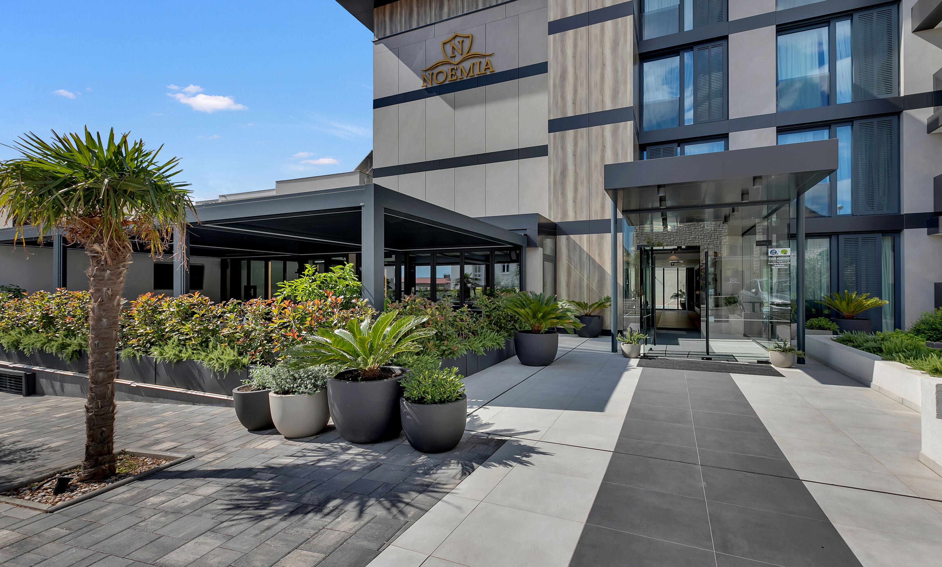 Noemia Hotel