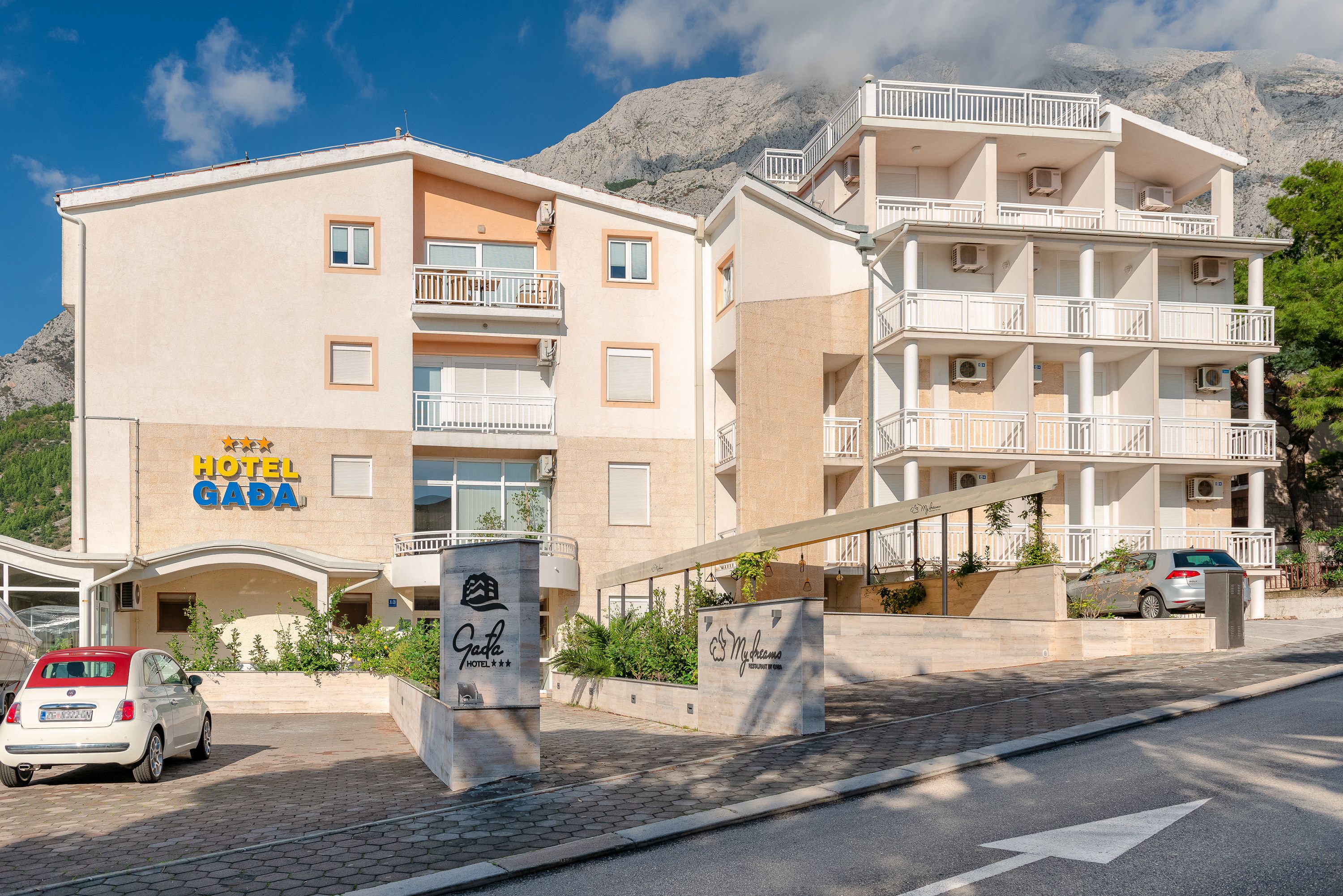Noemia Hotel