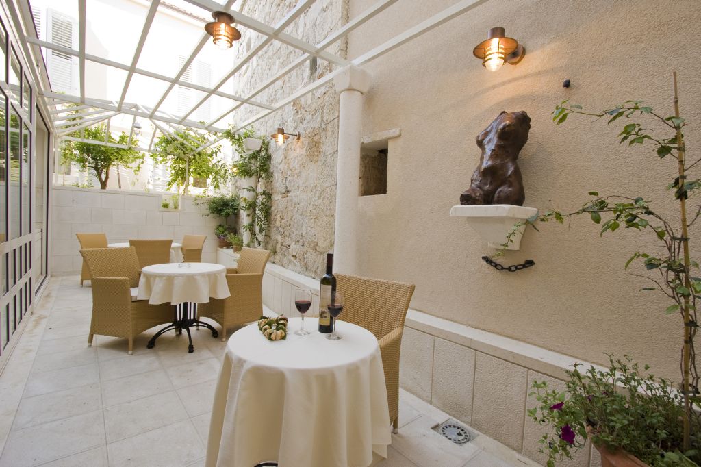 Hotel Croatia