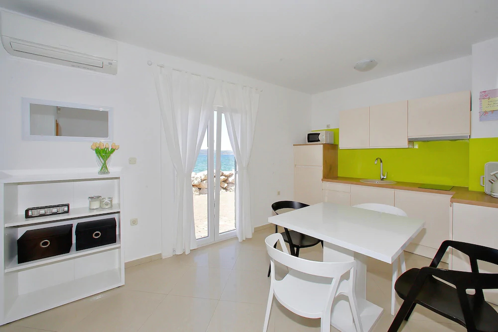 Apartments Nina