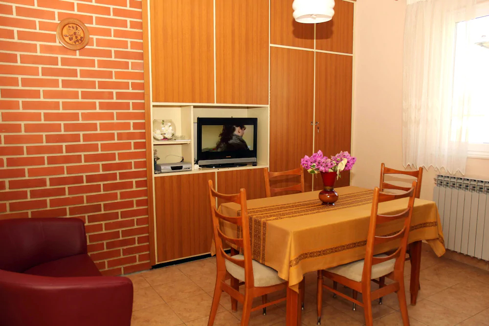 Apartments J&R Babara