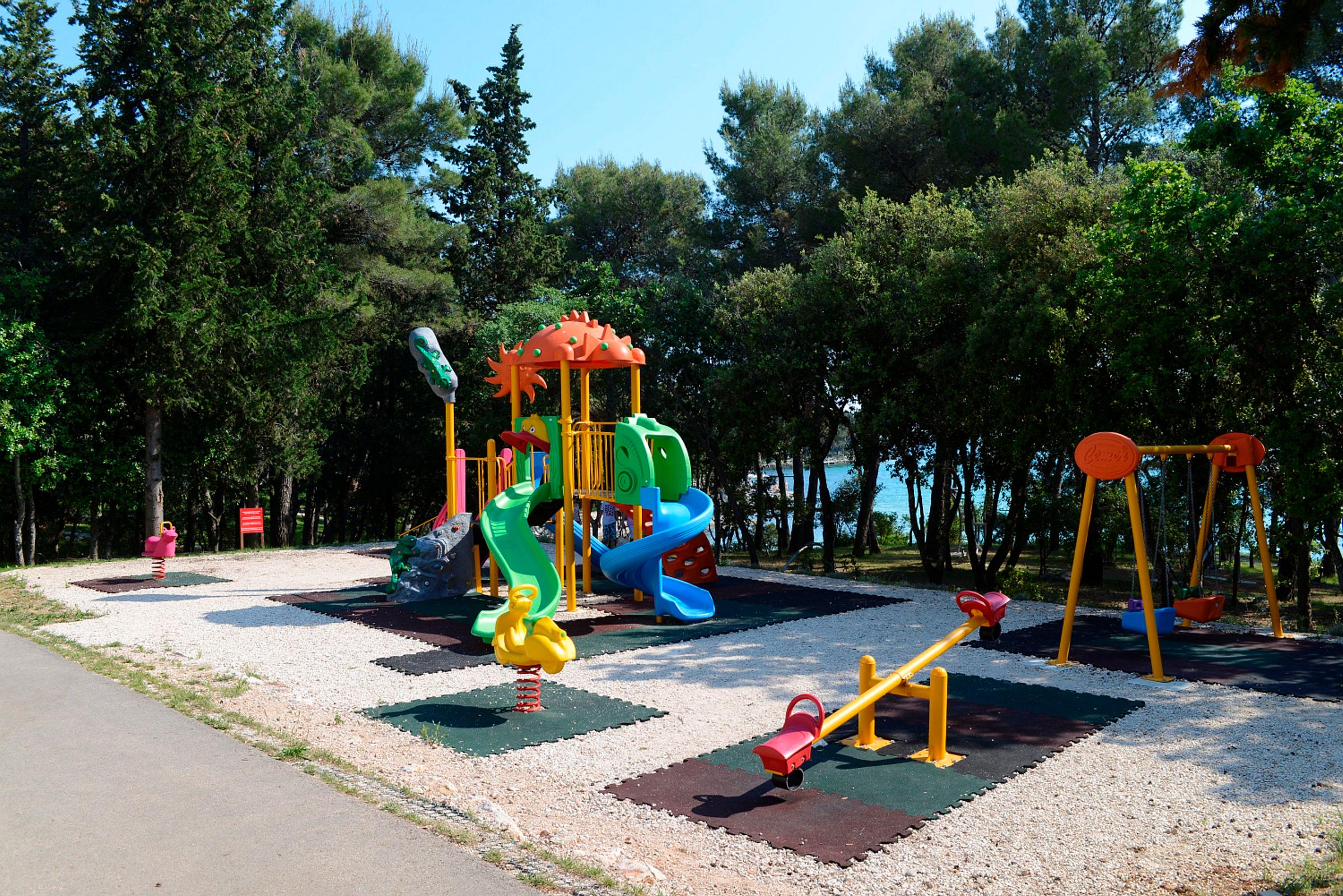 Crvena Luka Resort