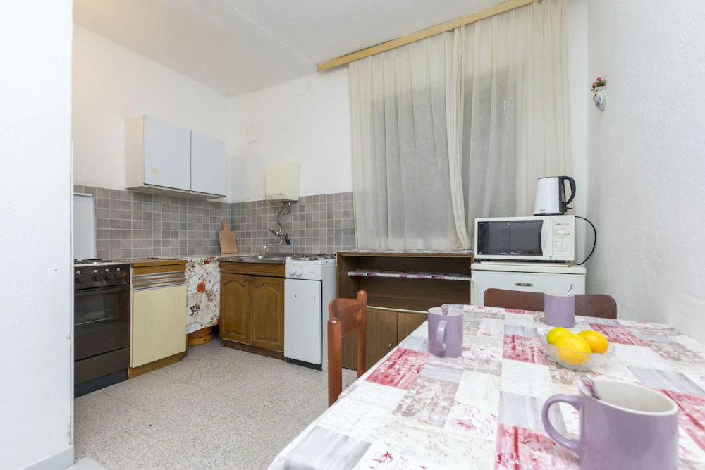Apartment and Rooms Lile