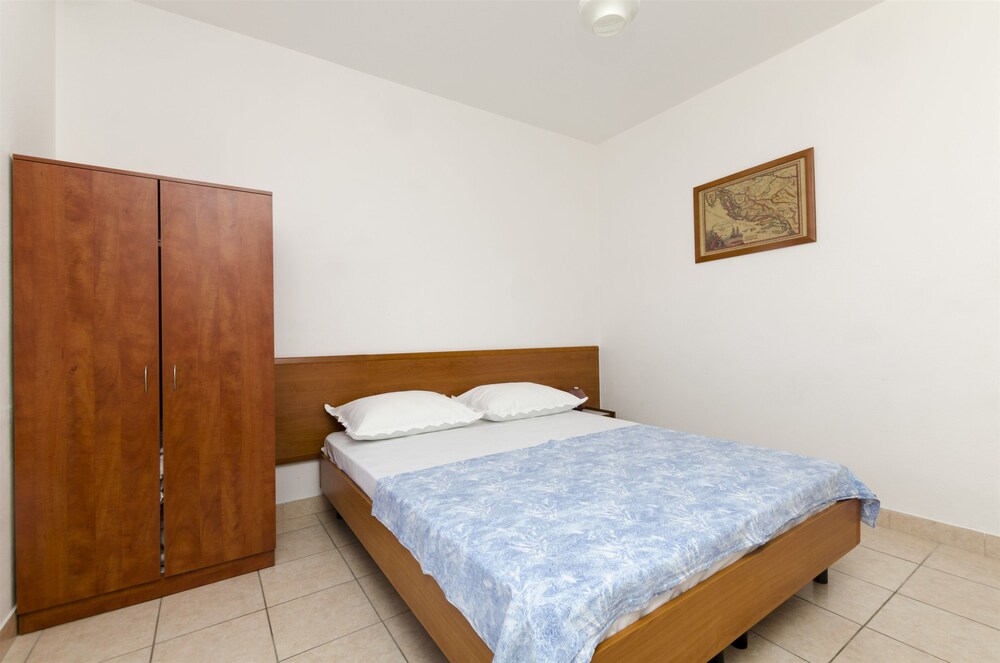 Apartments Matko