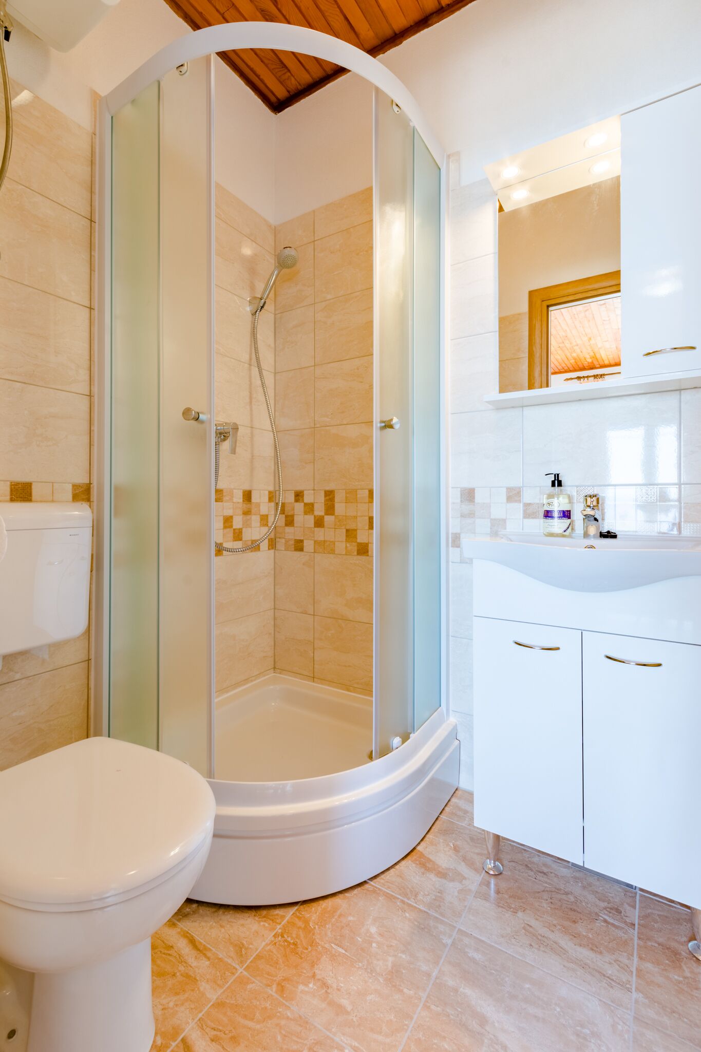 Rooms Sani