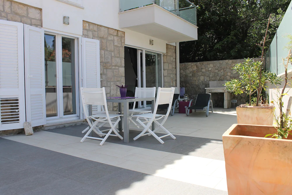 Apartments Mala