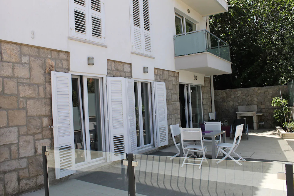 Apartments Mala