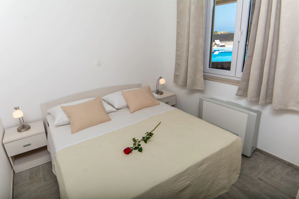 Apartments Sutalo