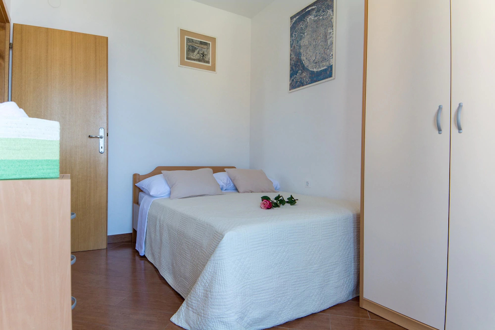 Apartments Sutalo
