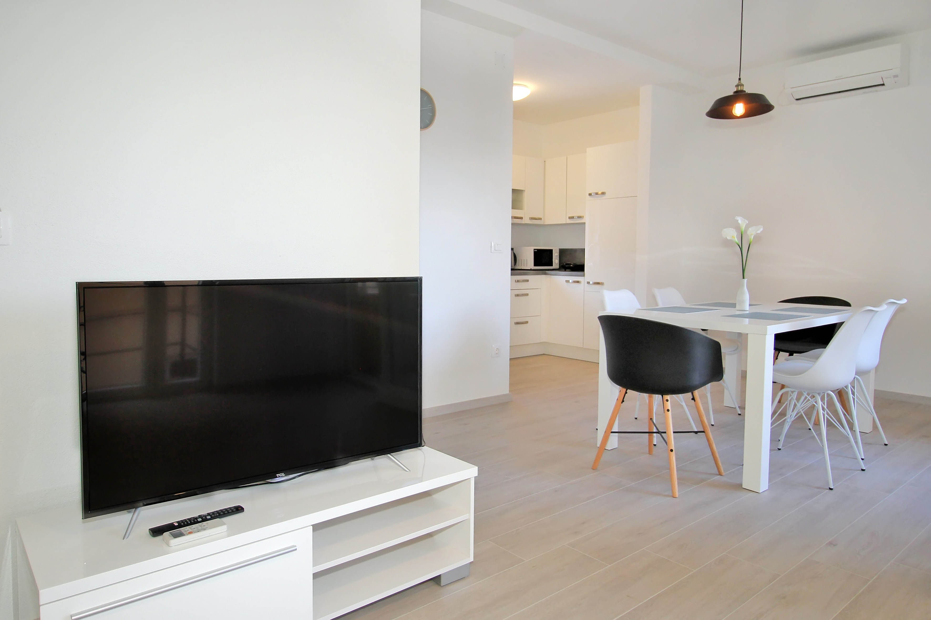 Bacan Family Apartments