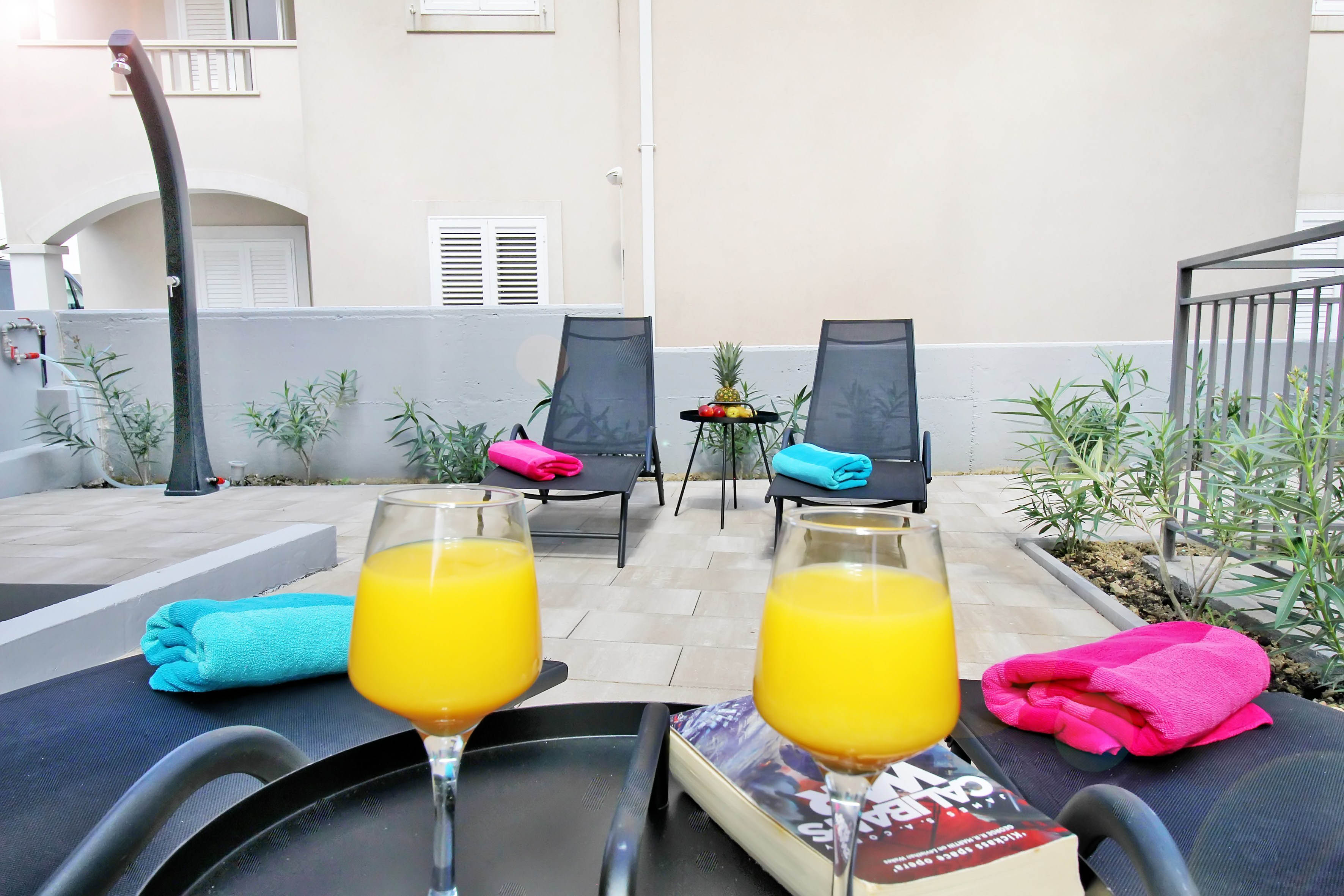 Bacan Family Apartments