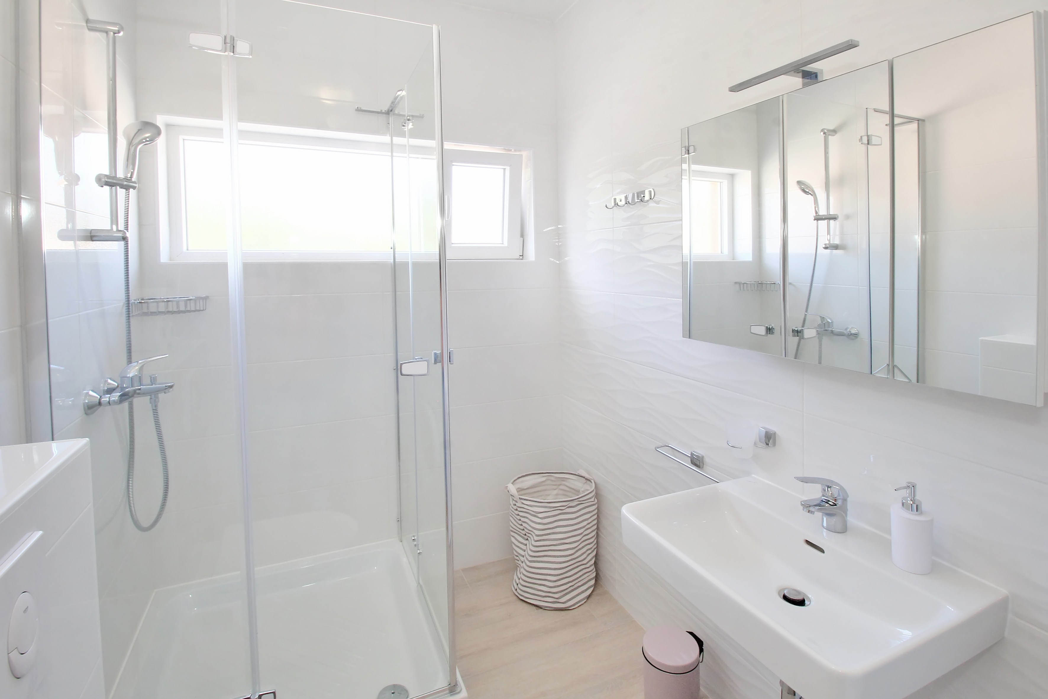 Bacan Family Apartments