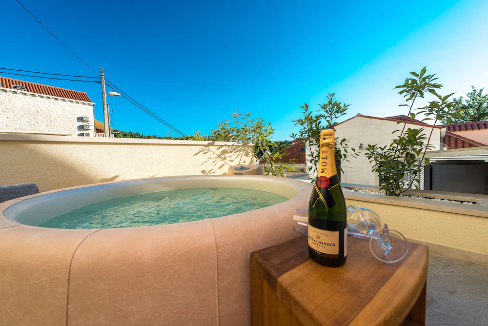 Casa Antika Suites