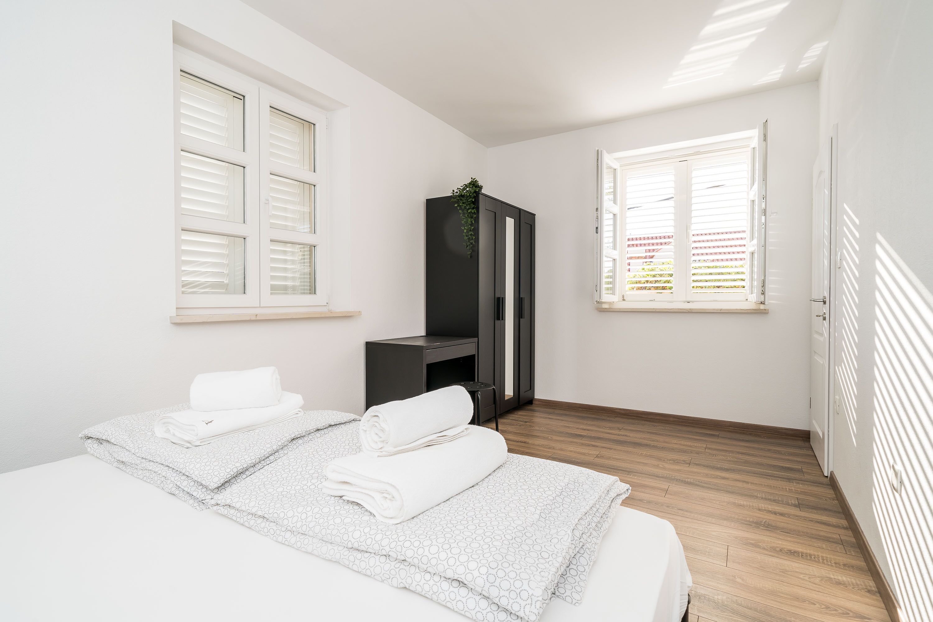 Residence & Pool Villa Schwarz Suites